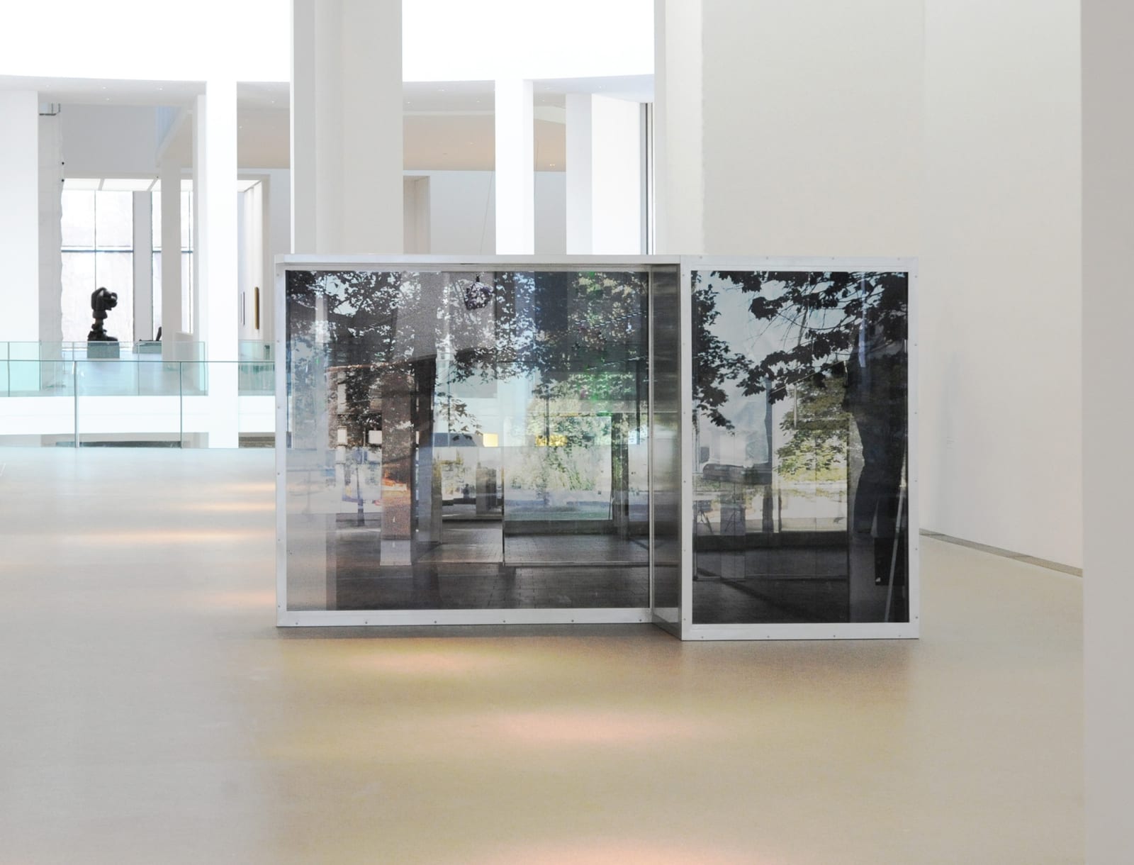 Image of Installation view of Sabine Hornig Screen structure