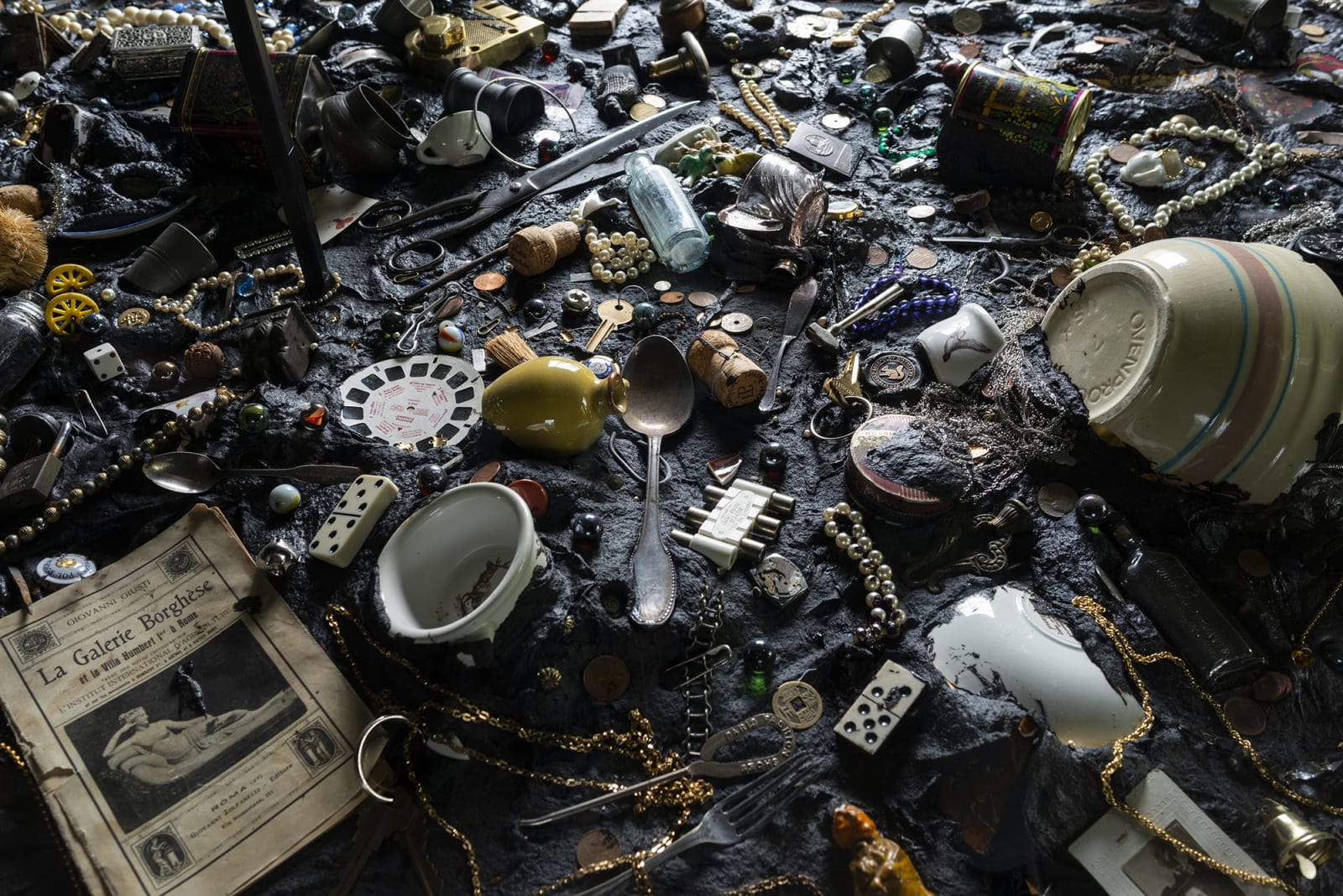 Image of Mark Dion follies at Storm King, tar covered objects