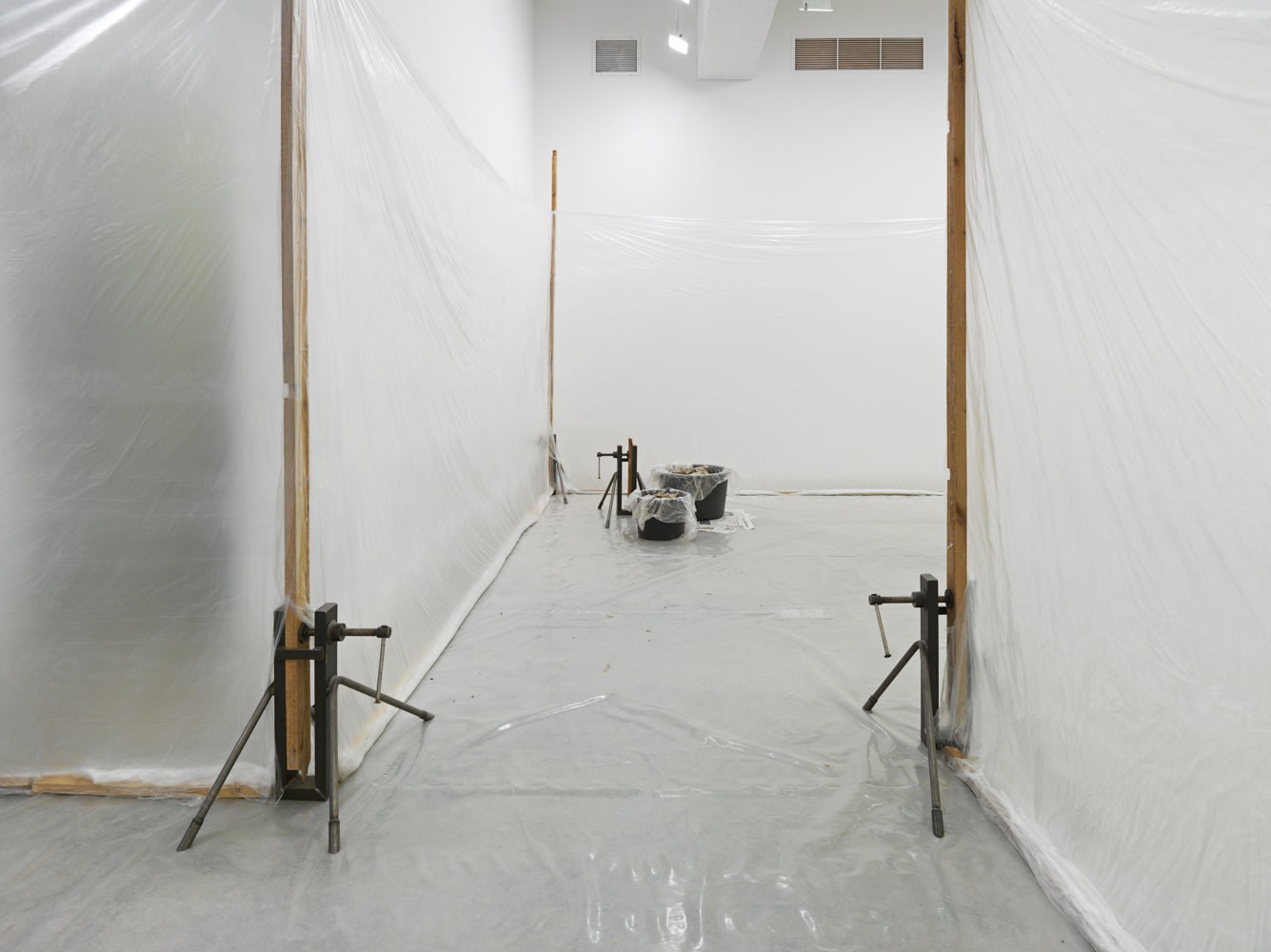 image of Manders sculpture, installation at TBG
