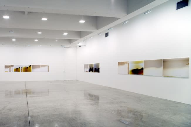uta barth install view, sundial series