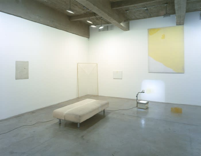 Installation view of IAN KIAER: THE GREY CLOTH.