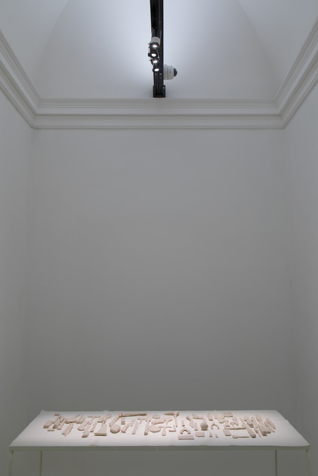 Installation image of Shilpa Gupta & Marisa Merz: visibileinvisibile
