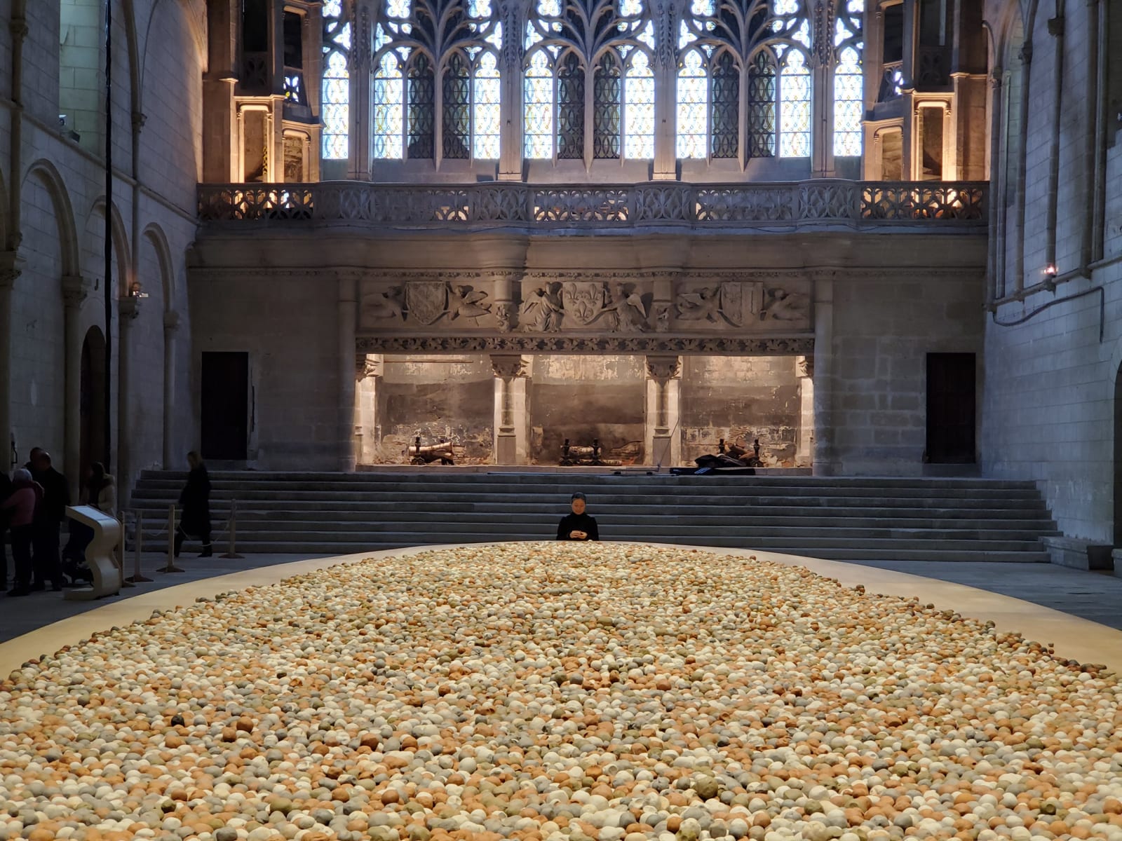Installation view of Kimsooja: Traversées\Kimsooja.