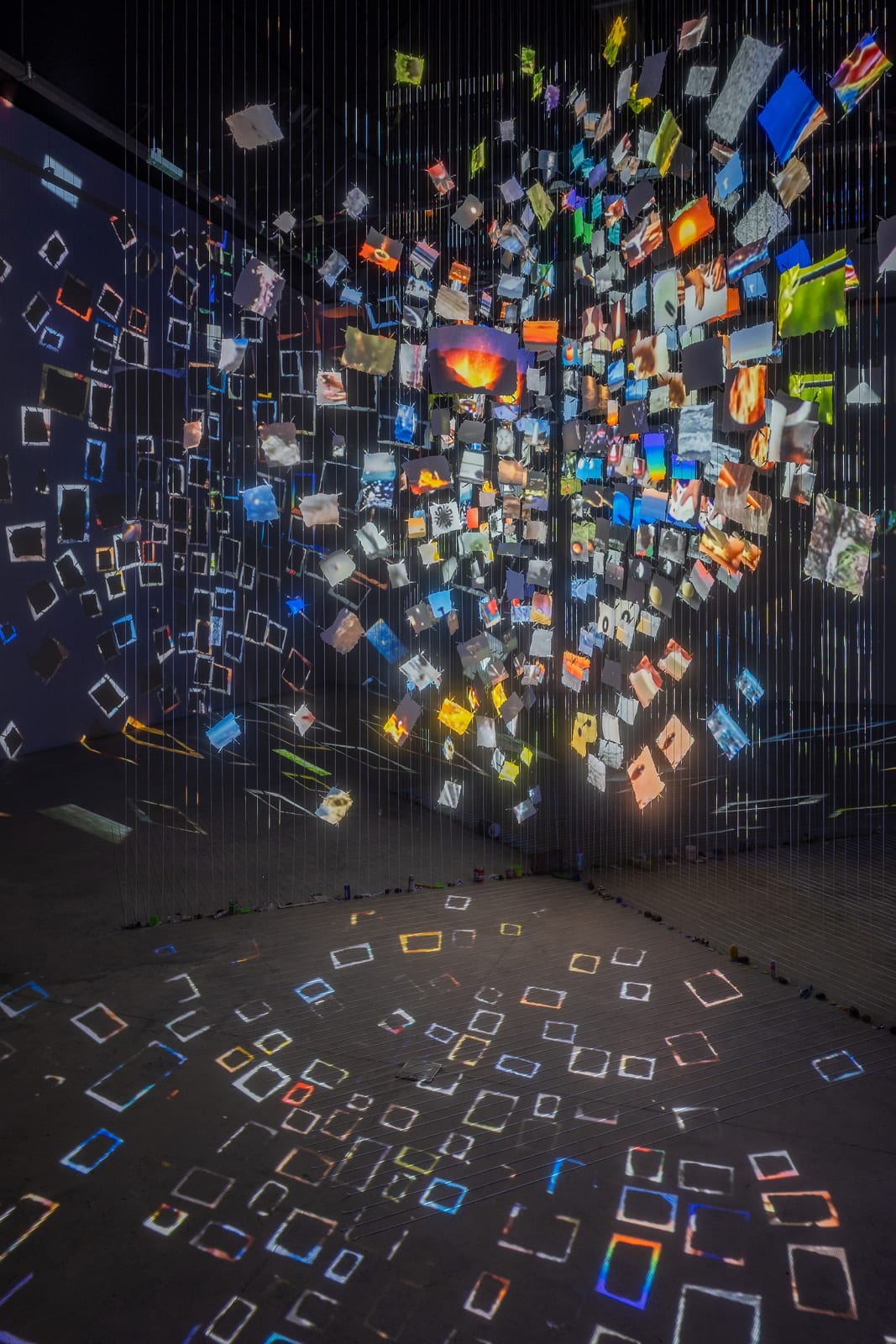 Sarah Sze, Pictures at an Exhibition at The Thailand Biennial, 2023. © Sarah Sze