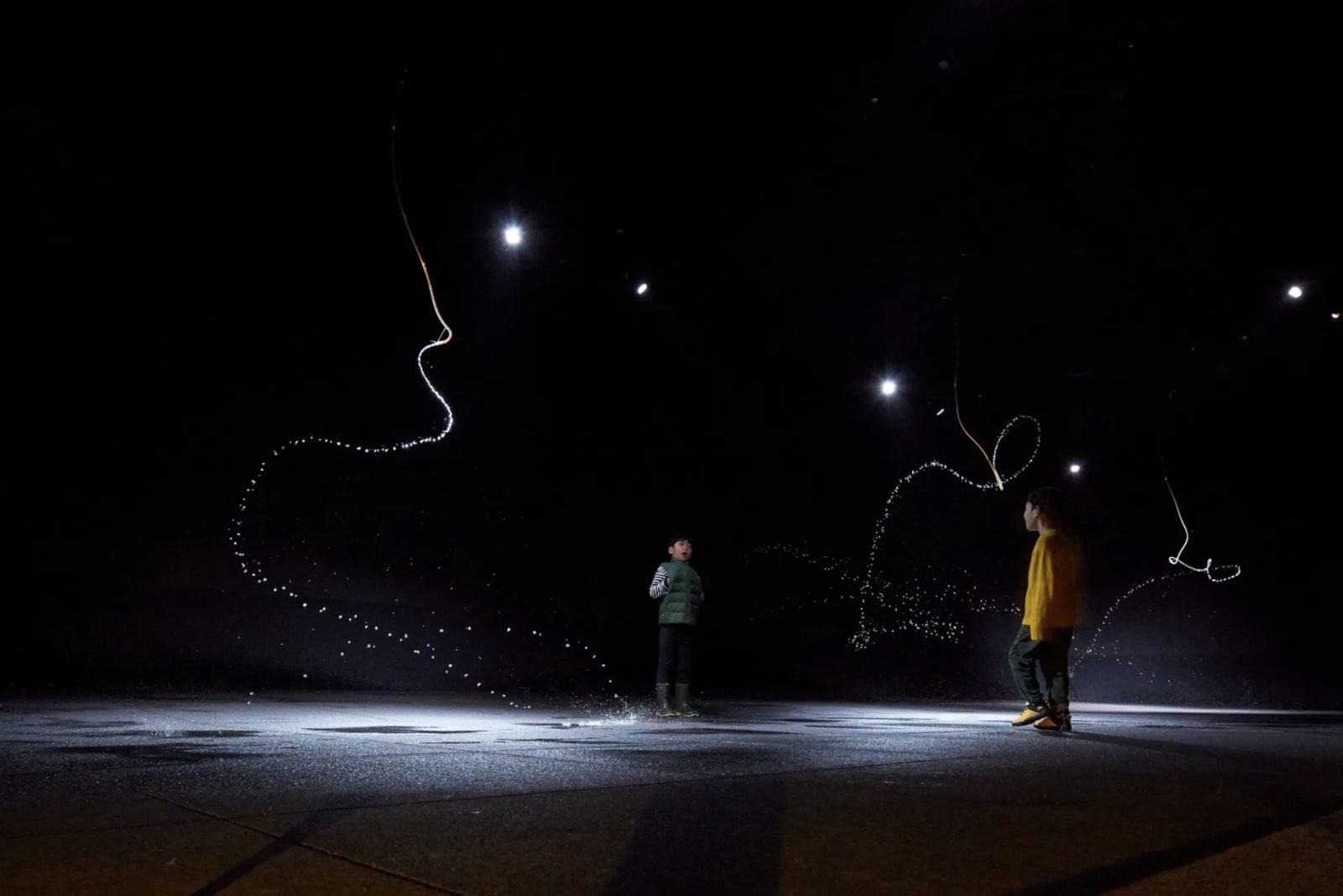 Installation view, Olafur Eliasson:A harmonious cycle of interconnected nows, Azabudai Hills Gallery, Tokyo, Japan, 2023
