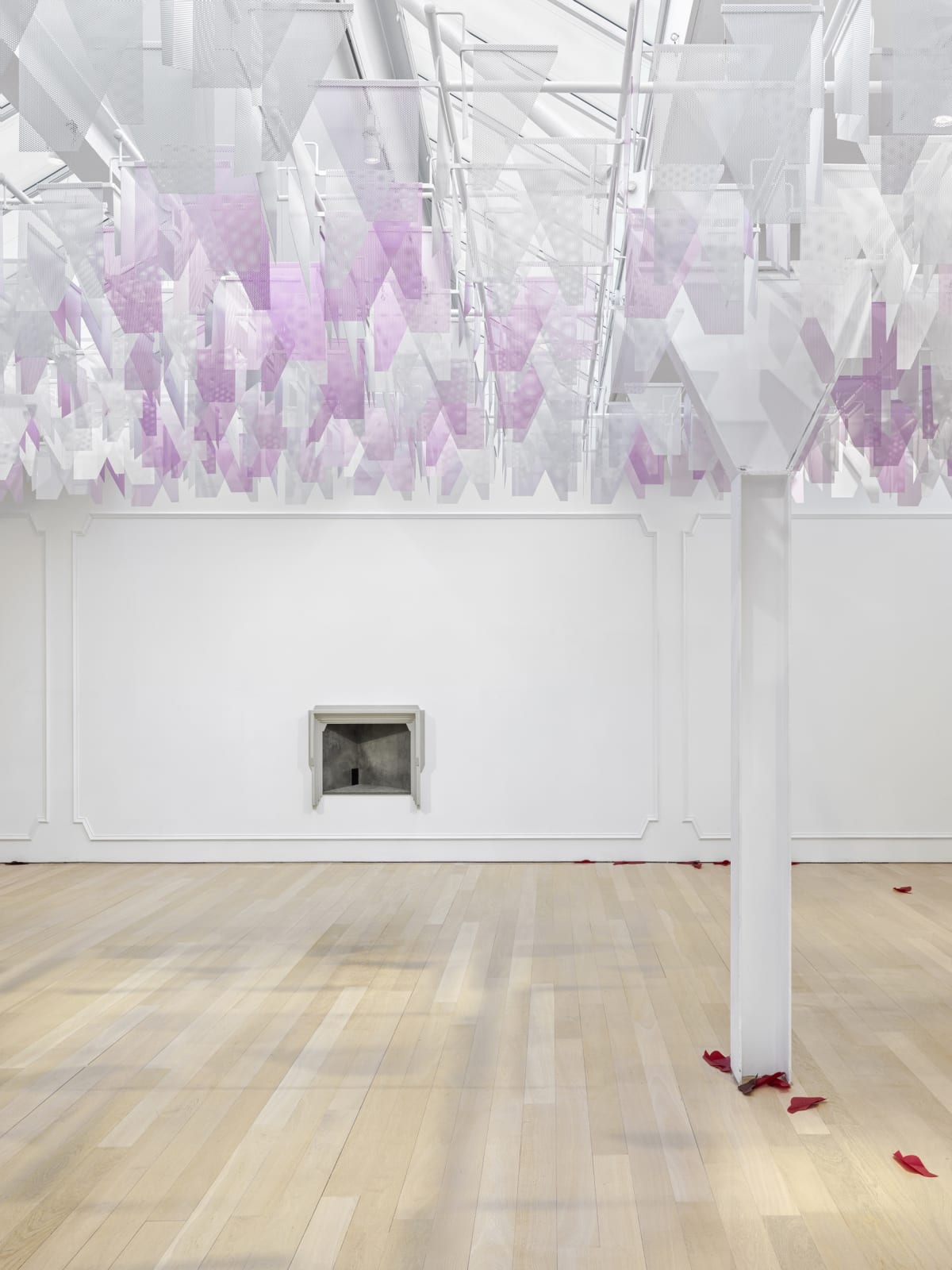 Martin Boyce Fruitmarket installation image.