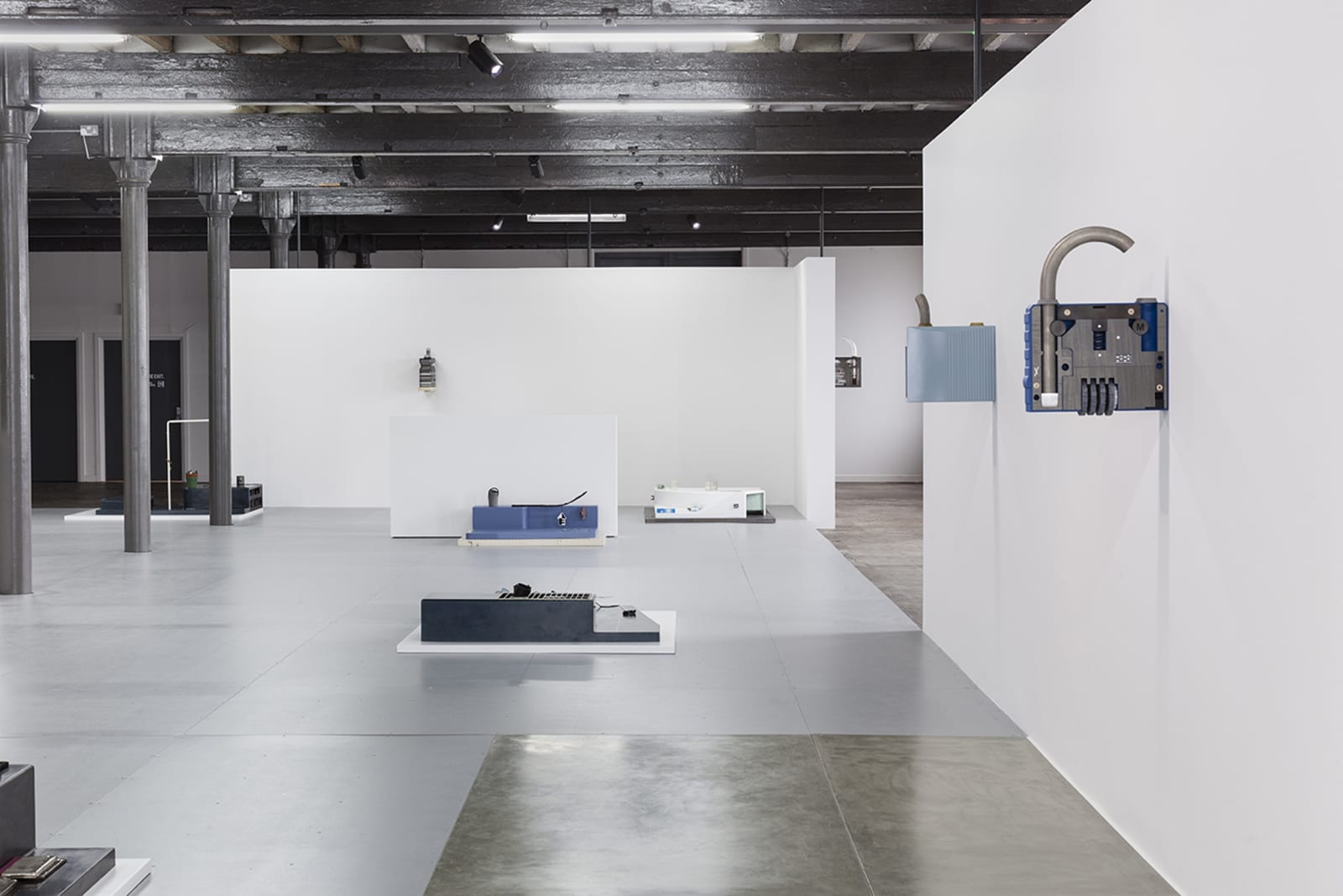Image of Magali Reus: Particle Of Inch installation.