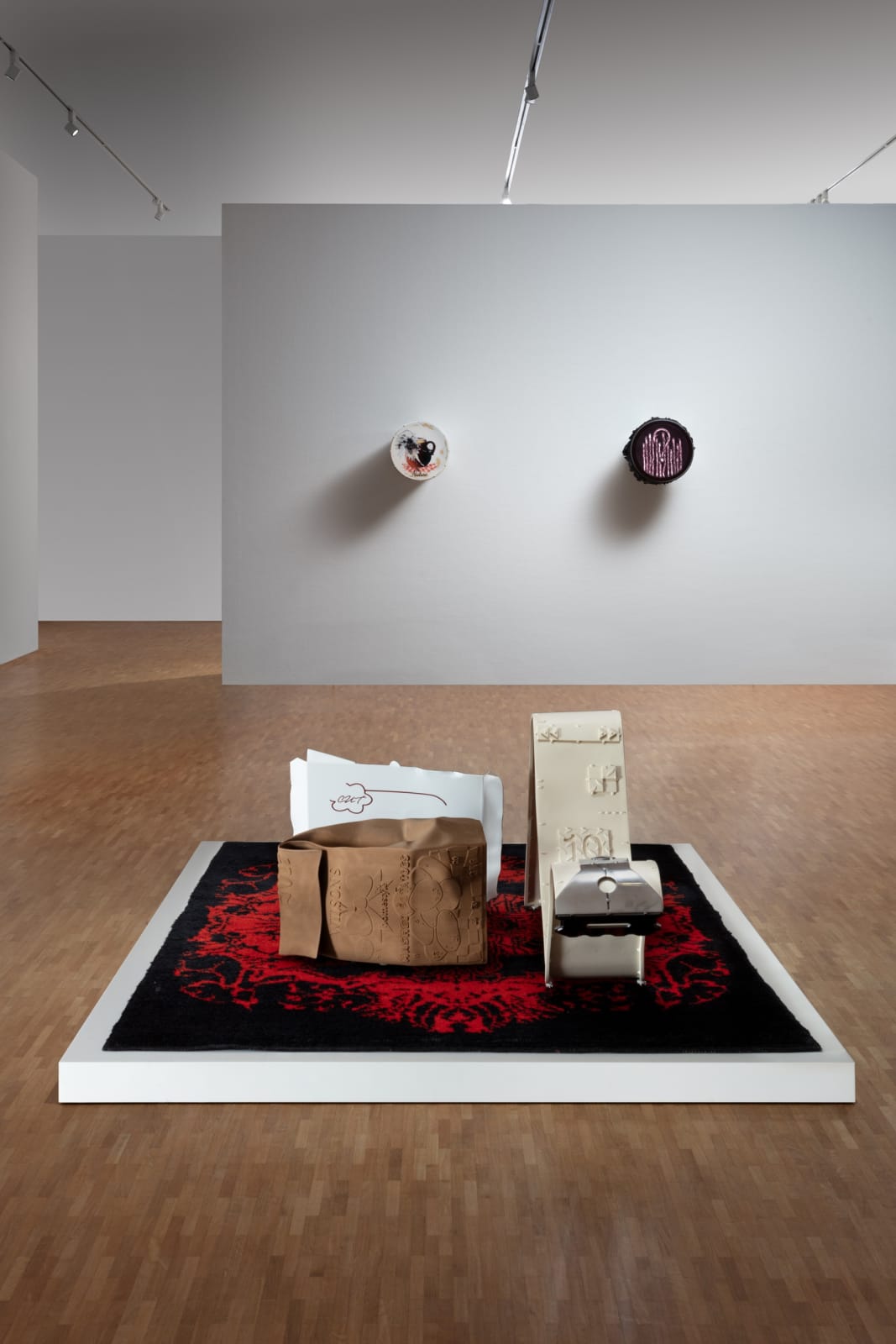Installation image of Magali Reus: Parallel Bones.