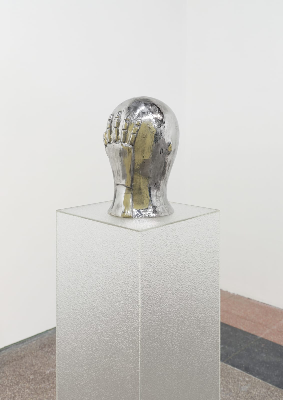 Installation view of A Lyriform Organ, Antenna Space, Shanghai.