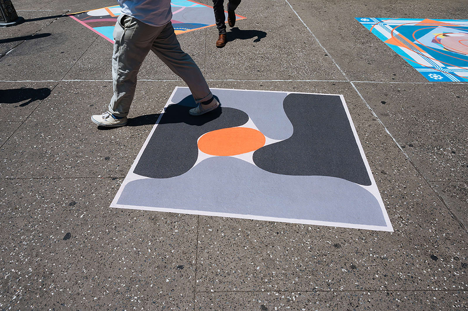 Installation view, Rodrigo Hernández, I am a stranger and I am moving, Installation at Swiss Institute Offsite, Astor Place, New York, 2022.