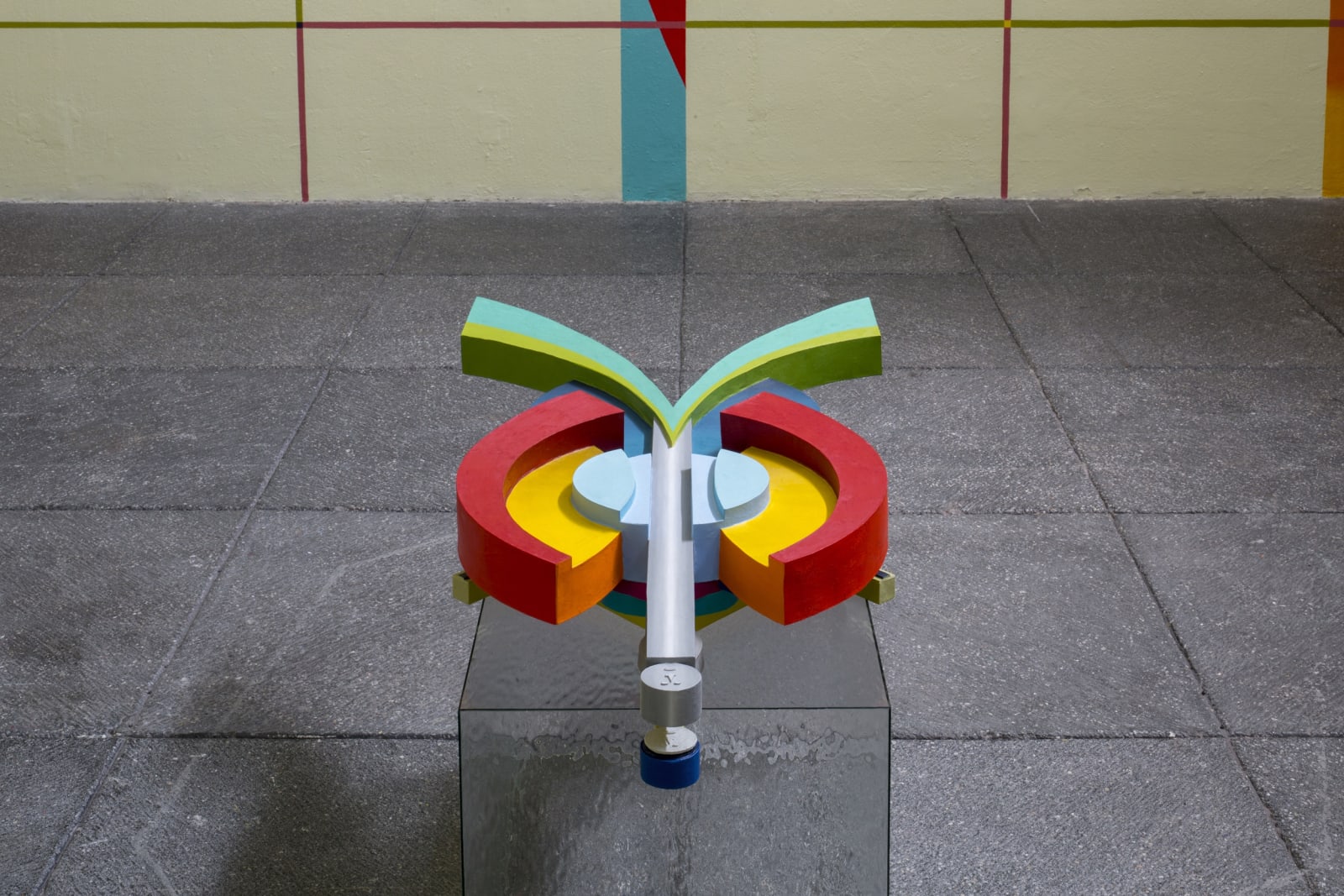 Installation image at Sala de Arte Público Siqueiros, Mexico City.