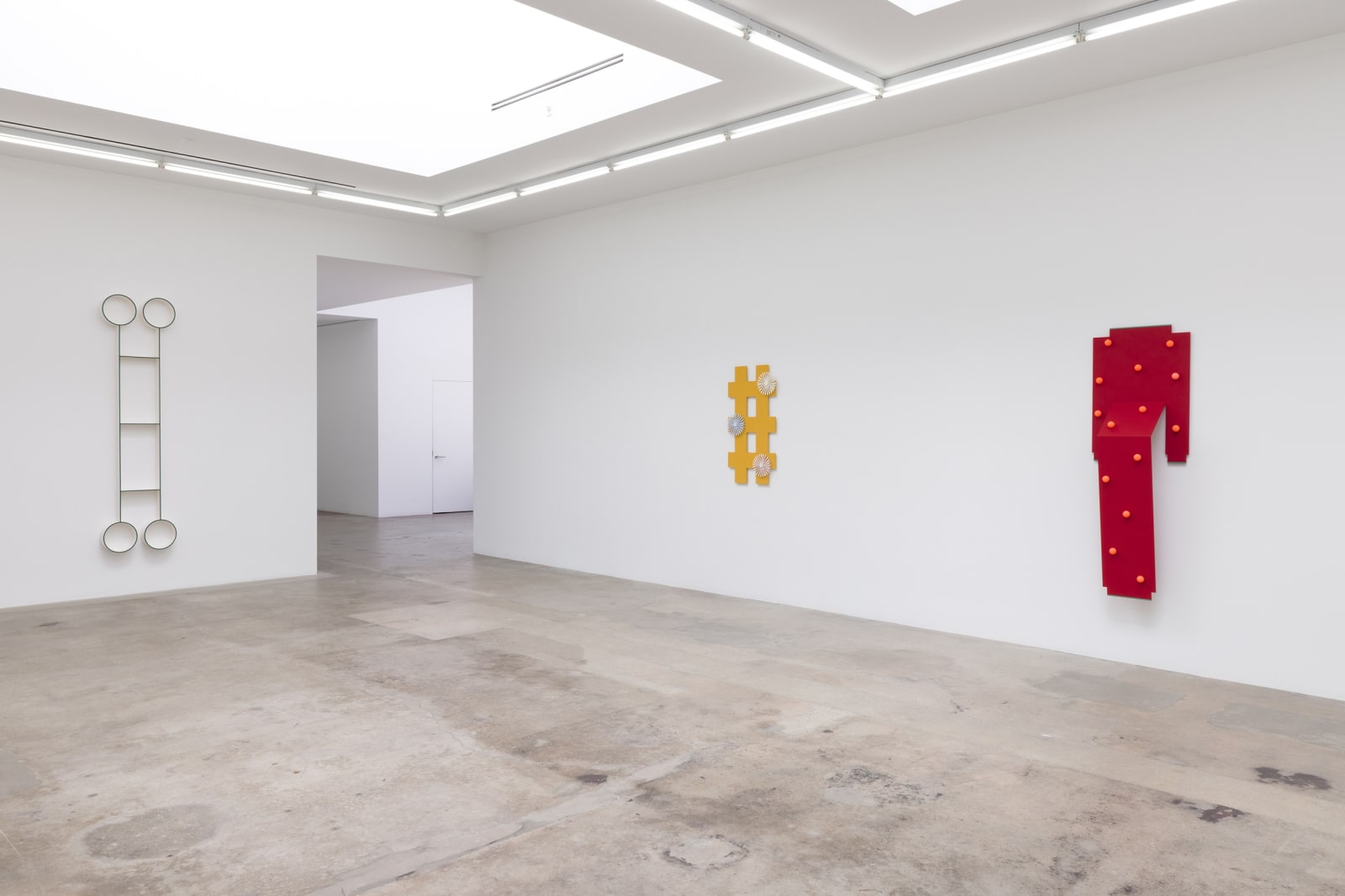 Lisa Williamson's install image.