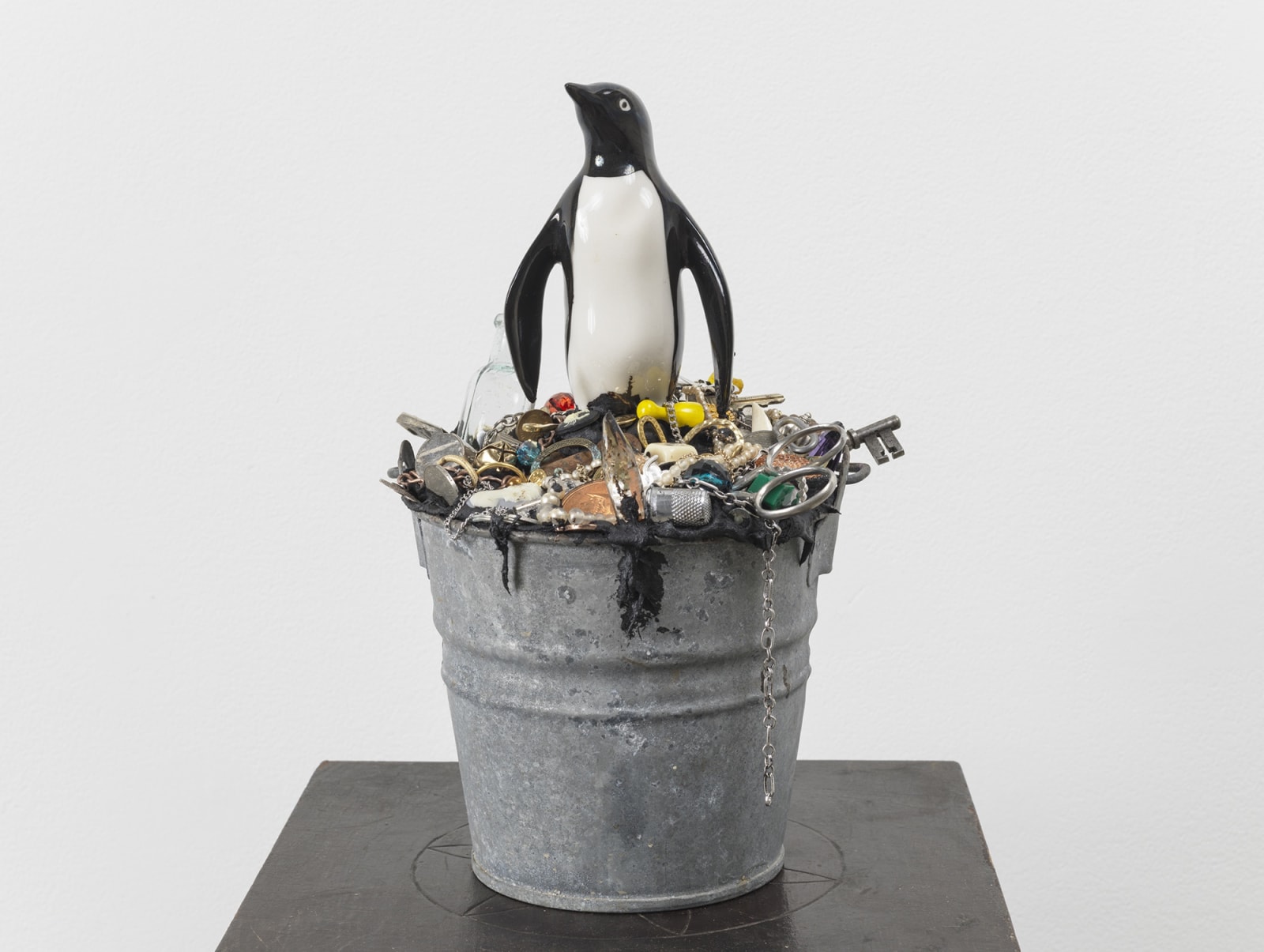Mark Dion's sculpture.