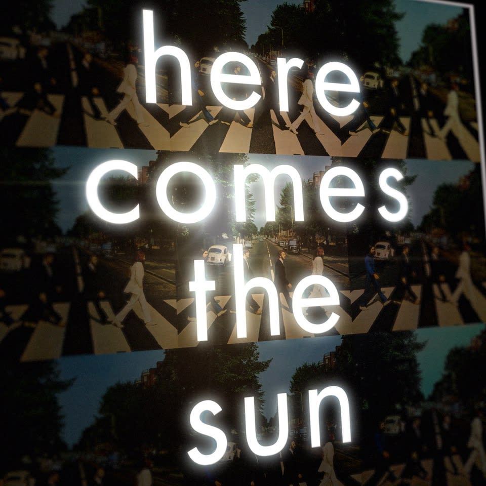 Keith Haynes, Here Comes The Sun - Lightbox