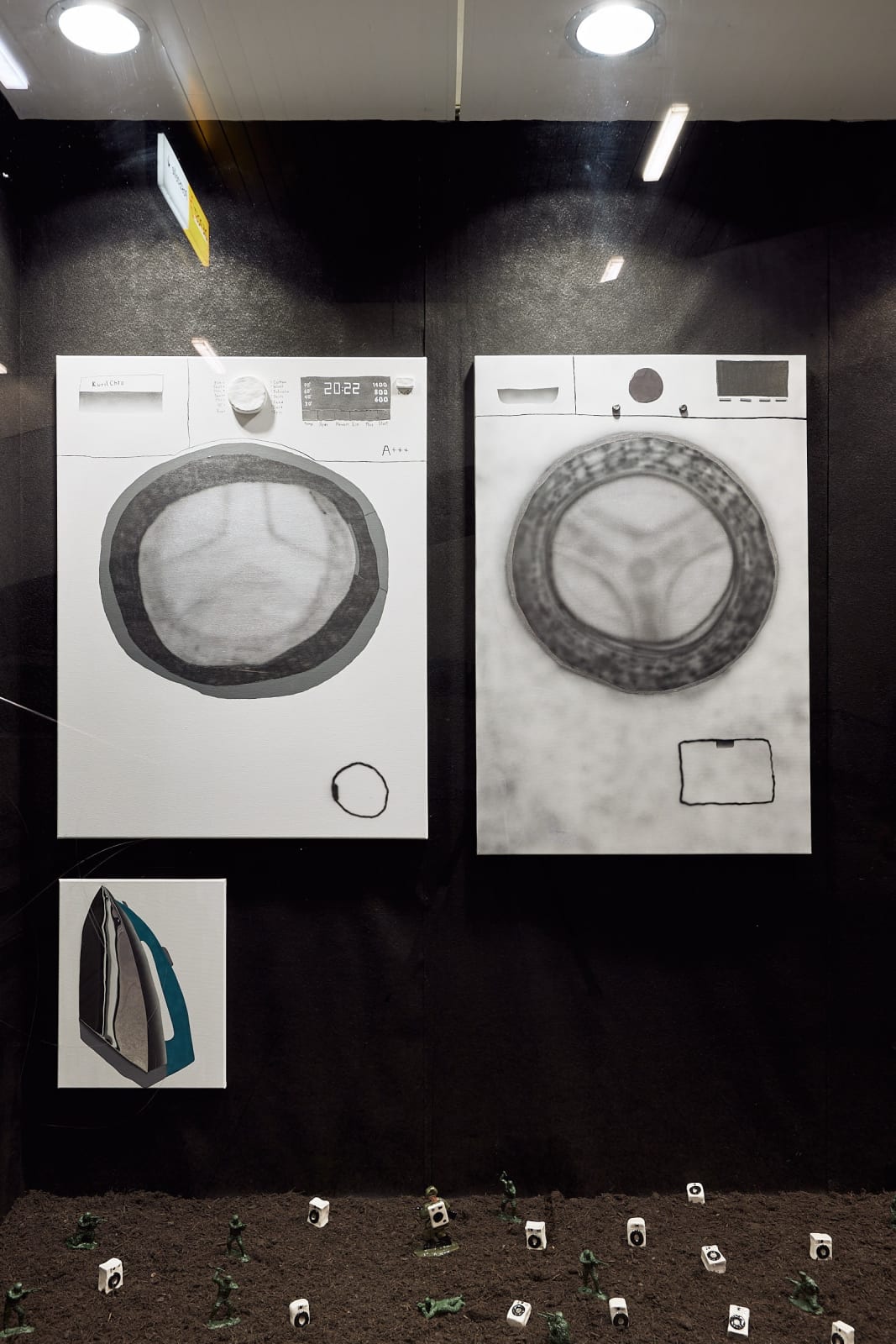 Kuril Chto, Ceramic soldier with washing machine 2, 2022