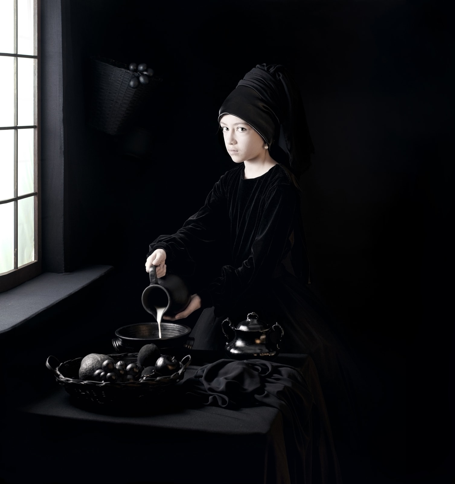 Adriana Duque, Milk Girl (La Lechera), 2013