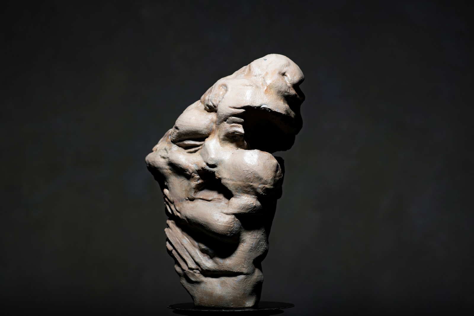 Fernando Velázquez, escultura da série rituais da complexidade, #2, 2021