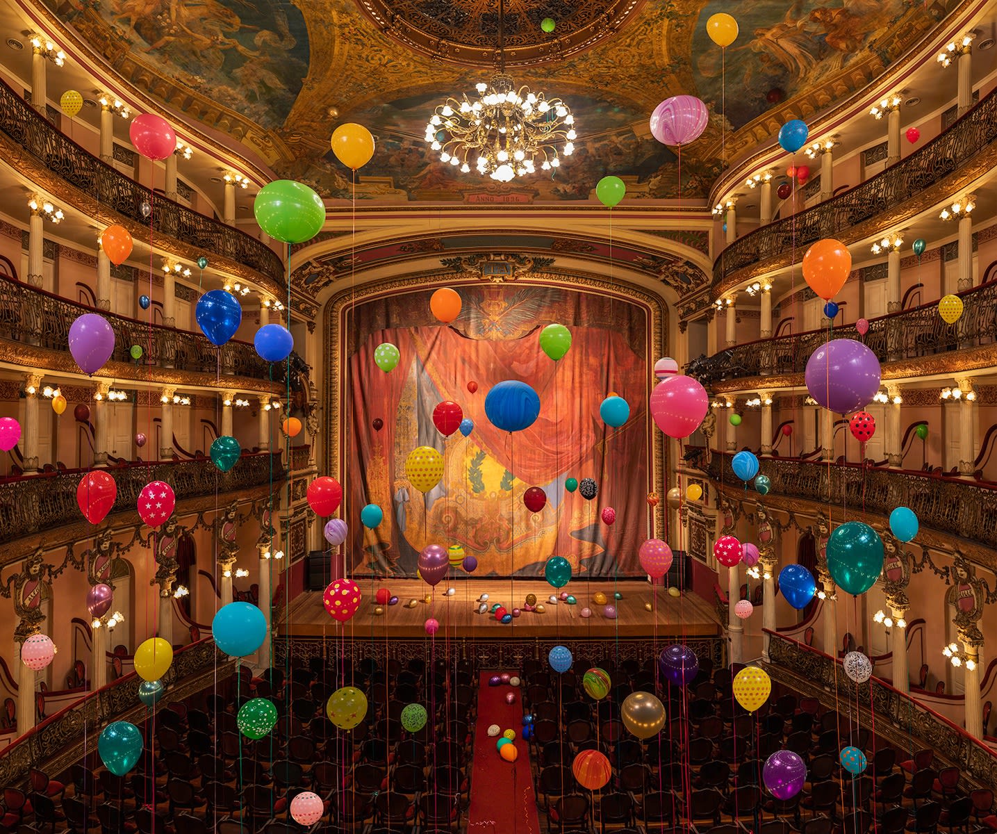 Flávia Junqueira, Teatro Amazonas #2, 1896, 2019