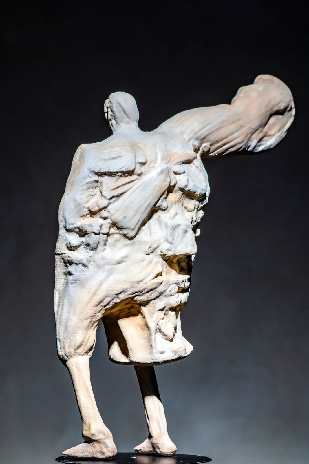 Fernando Velázquez, Escultura da série rituais da complexidade, #4, 2021