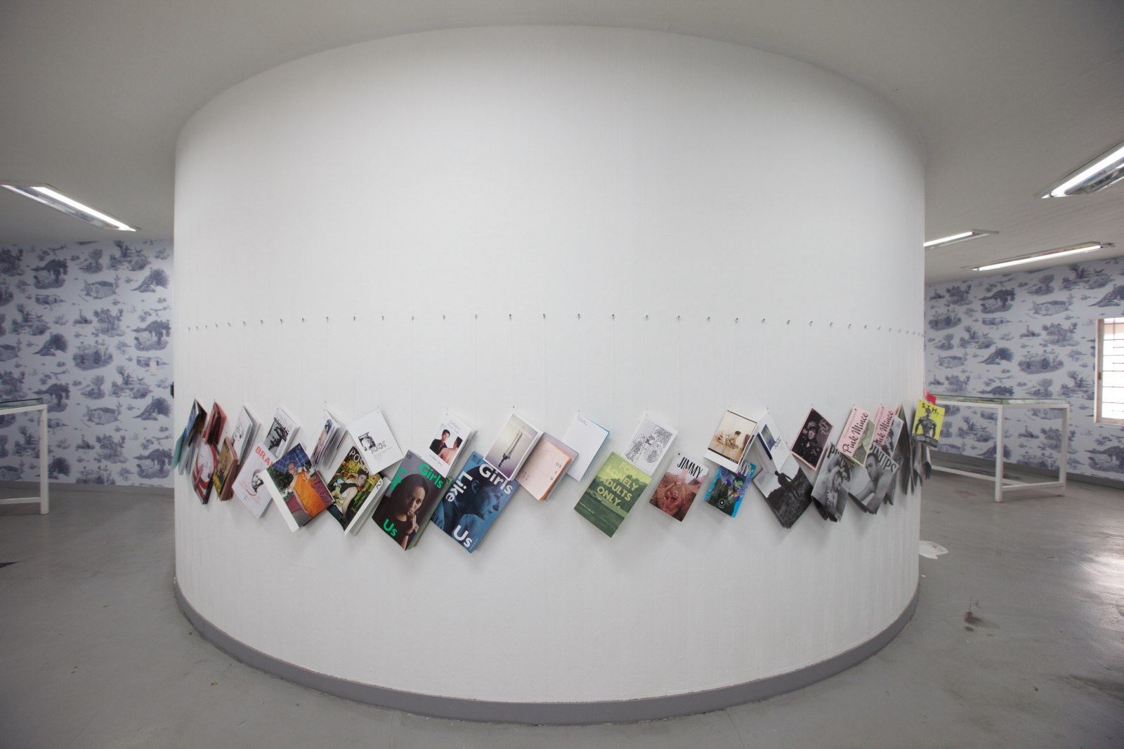 <div class="image_caption_container"><div class="image_caption"><p>Exhibition view,</p><p>Gwangju Biennale, South Korea, 2014</p></div></div>