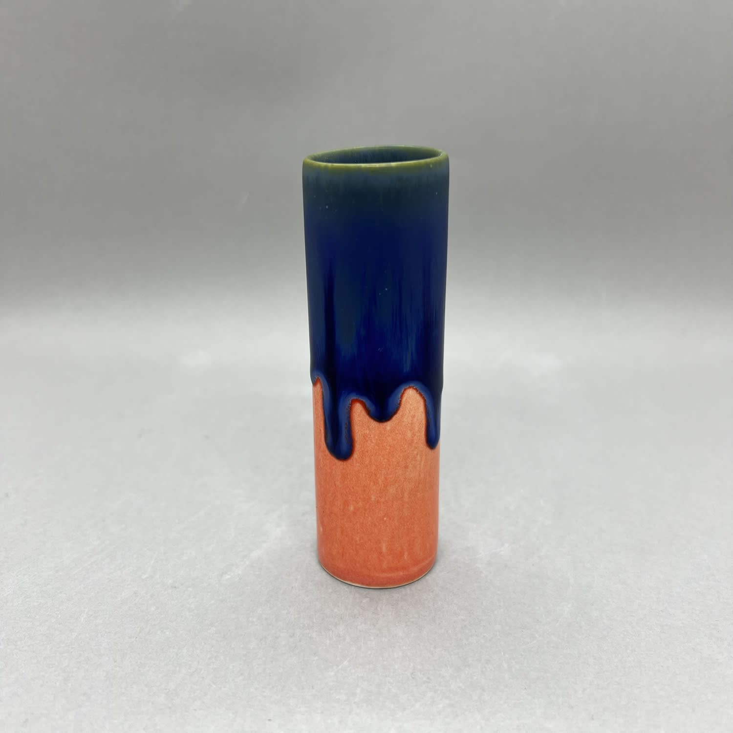 Yuta Segawa, Small Cylinder - Navy & Coral