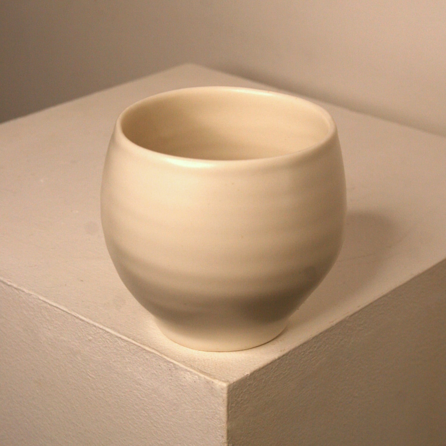 Linda Bloomfield, White Tea Bowl, 2025