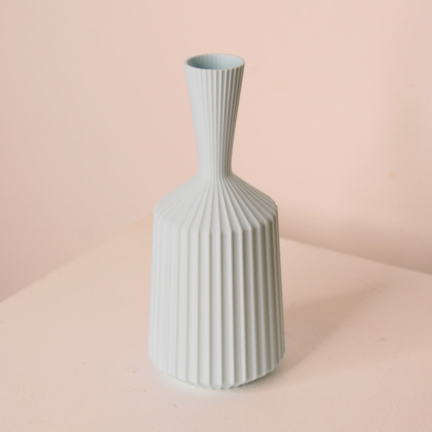 Keeley Traae, Extra Large Vase - Ice Blue
