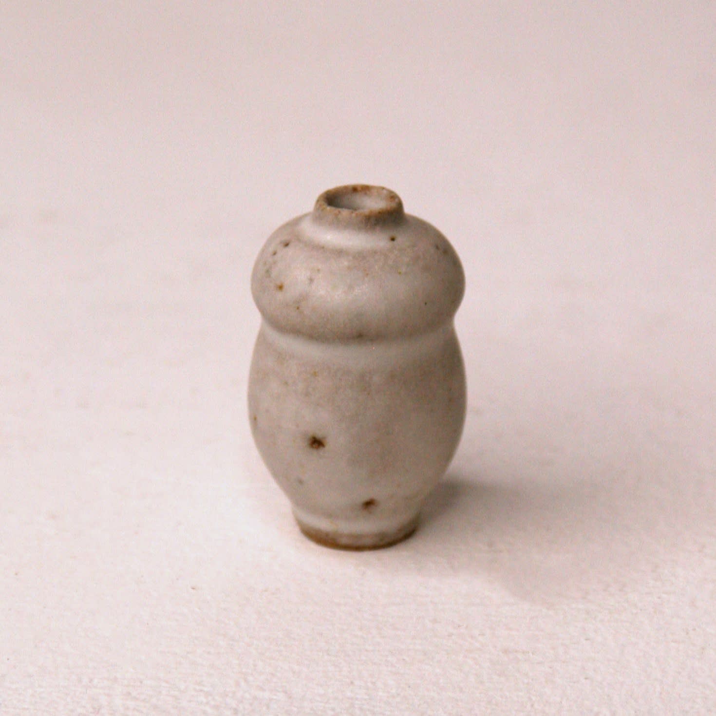 Yuta Segawa, Miniature Vase - Small Pebble White