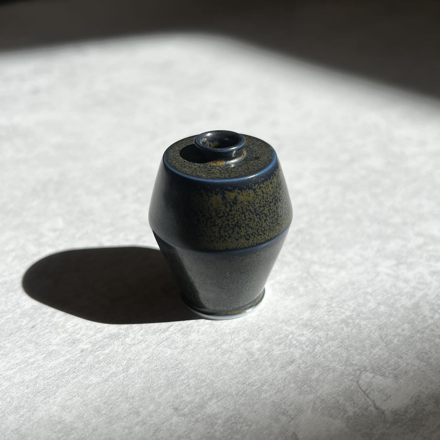 Yuta Segawa, Miniature Vase - Medium Speckled Olive & Navy