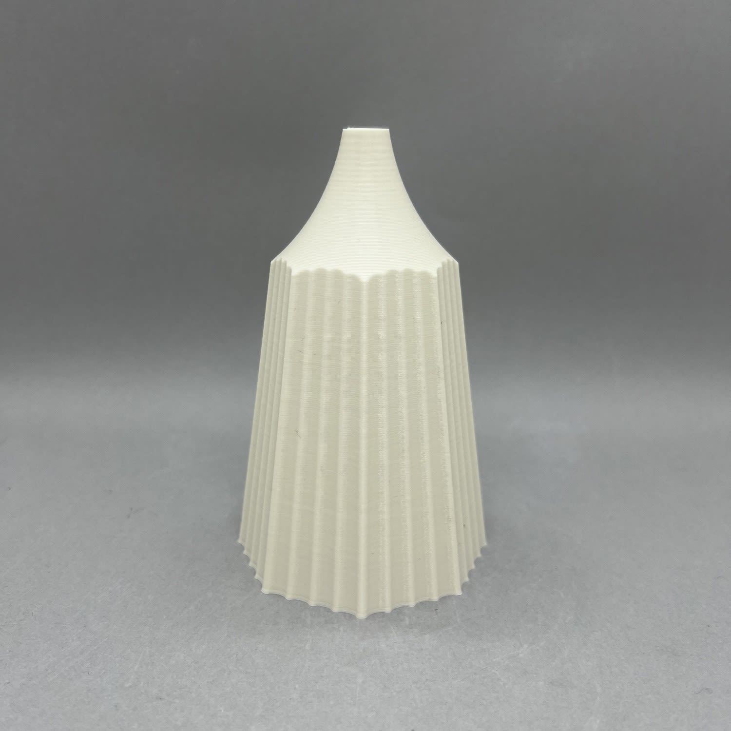 Keeley Traae, Large Vase - Milk