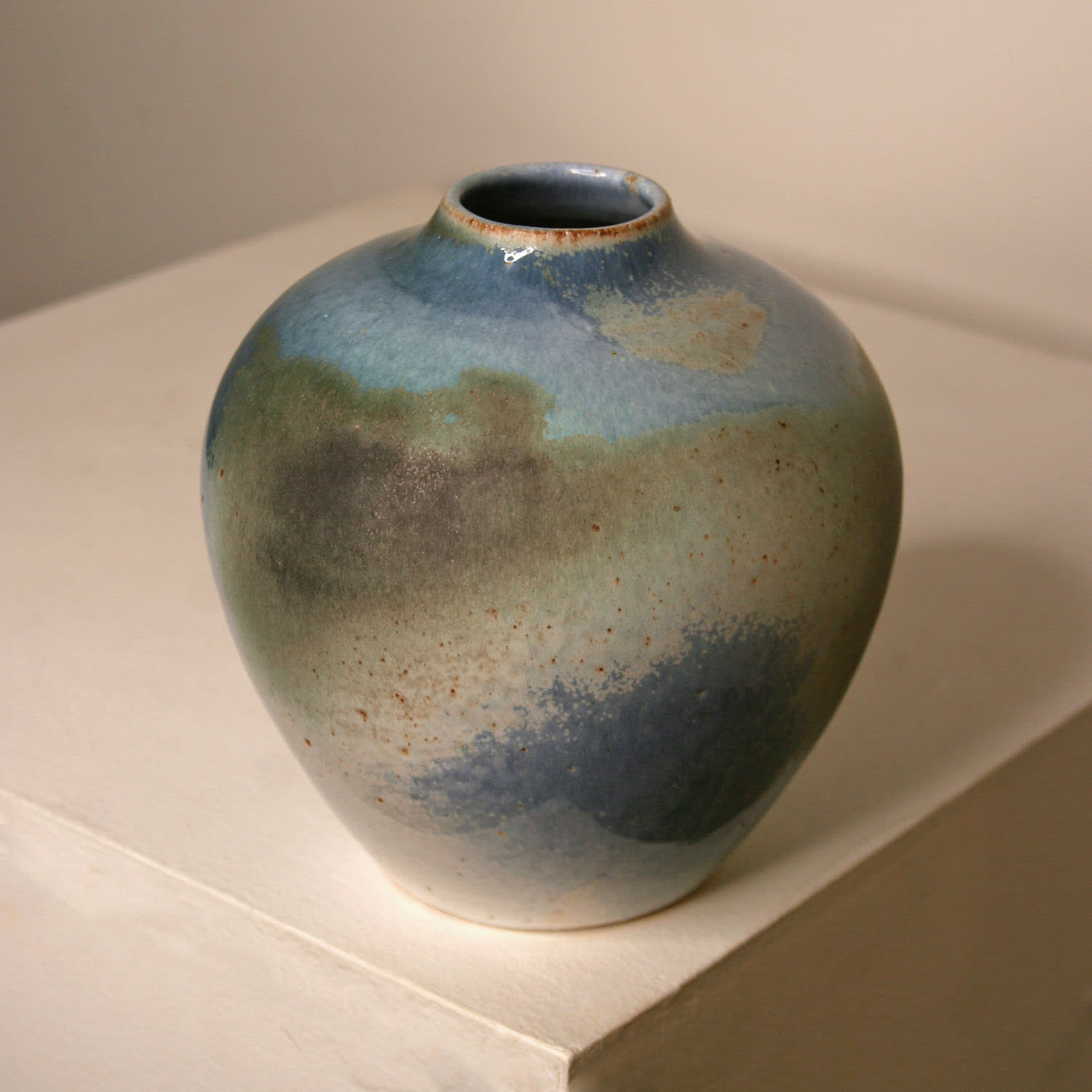 Atilla Olah, Round Vase #3