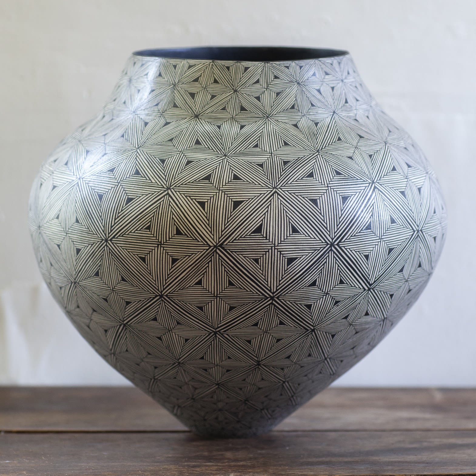 Ant & Di Edmonds - Tydd Pottery, Large Flag Vessel #2, 2024