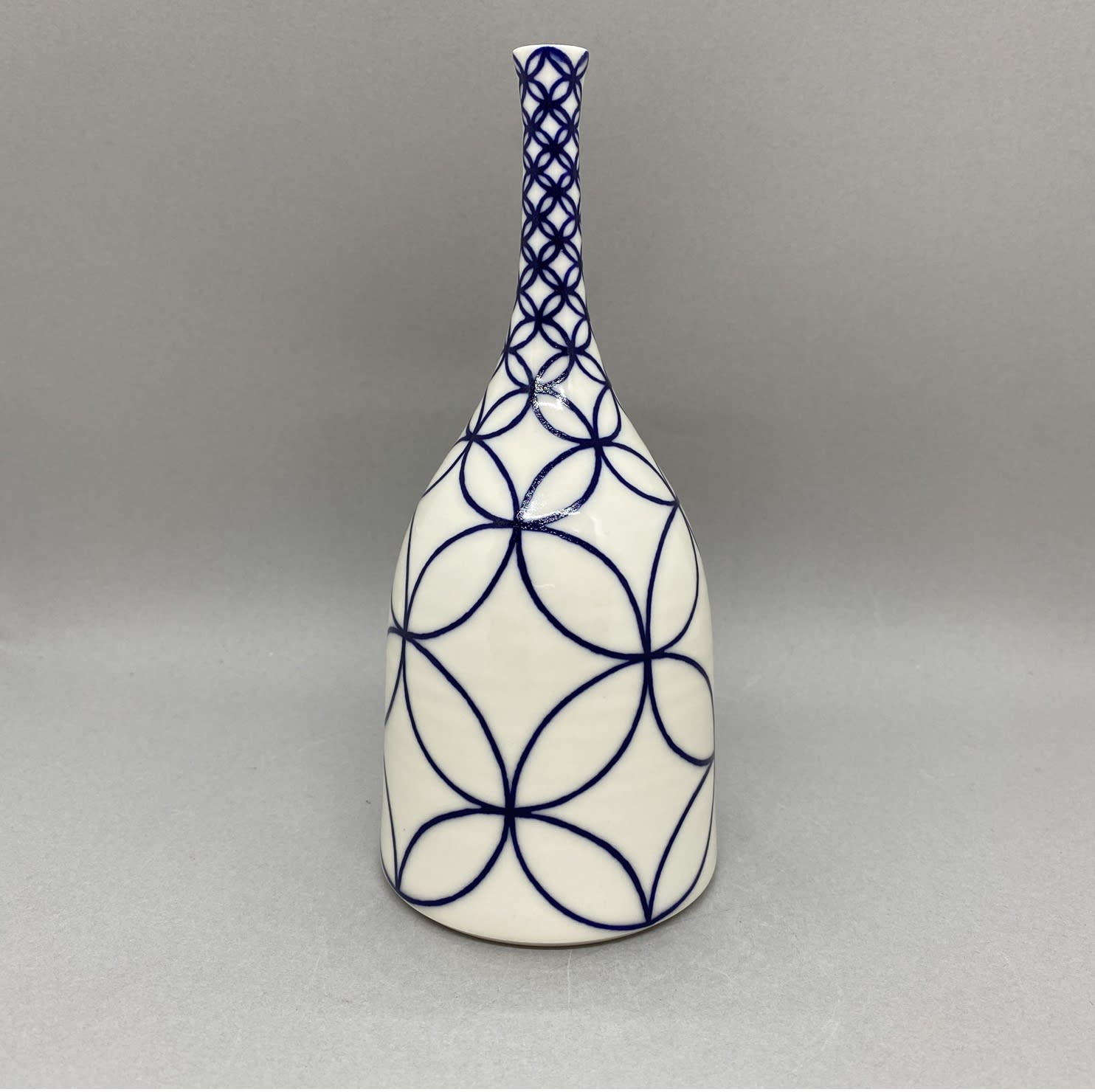 Rhian Malin, Medium Straight Edged Double Ring Bottle