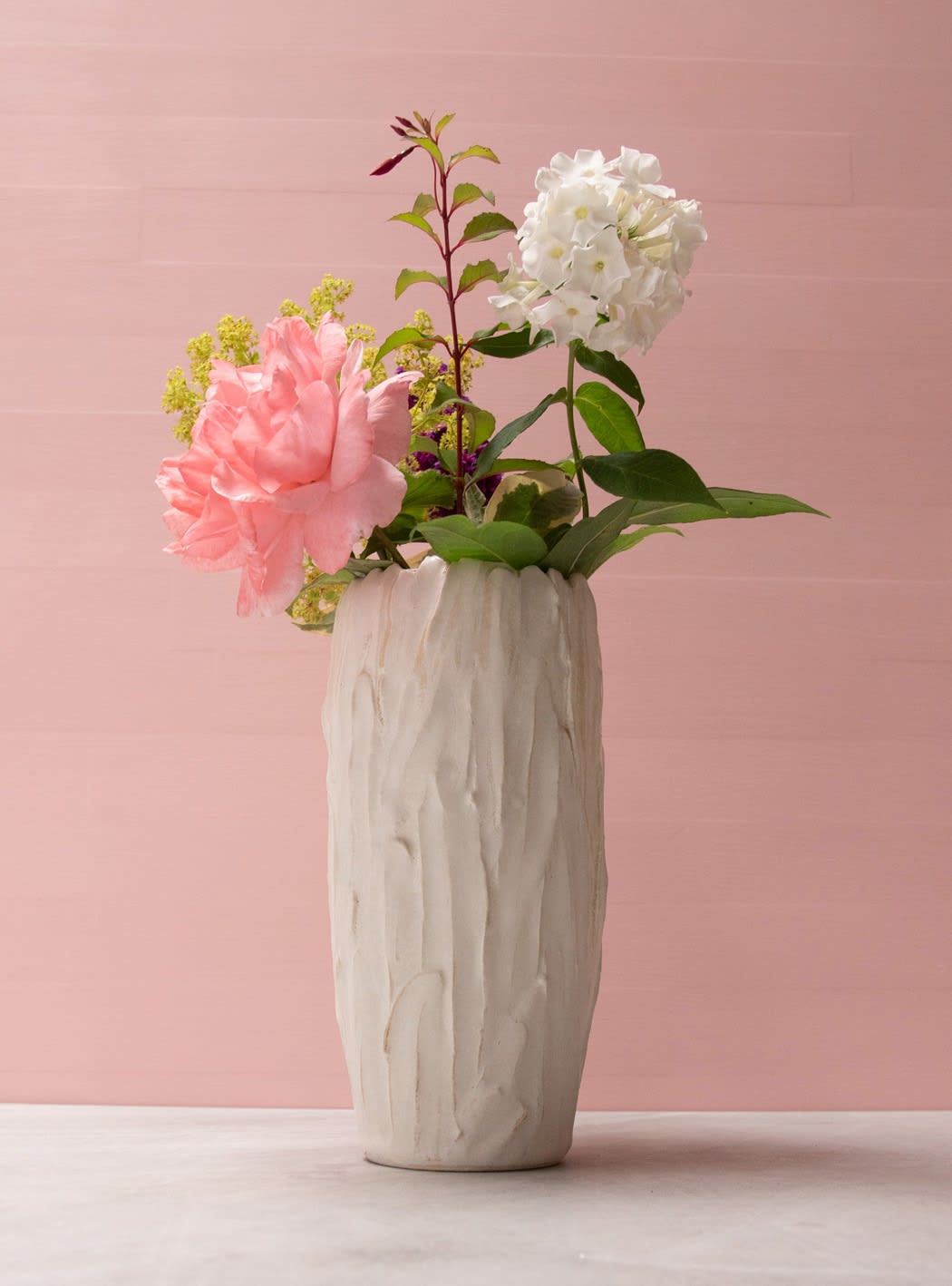 Emma Jagare, Leaf Vase, 2020
