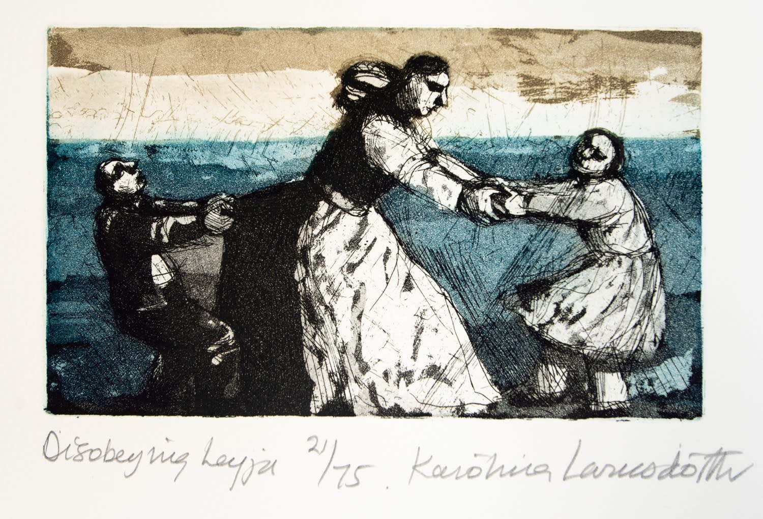 Karolina Larusdottir, Disobeying Leyja