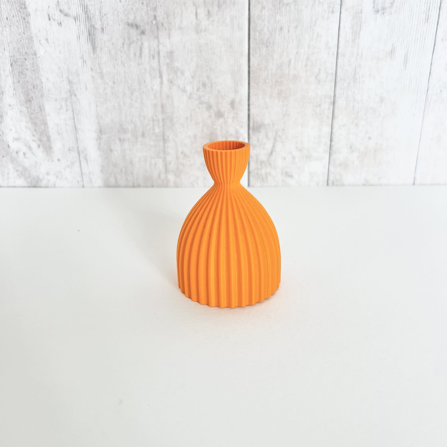 Keeley Traae, Small Vase - Tangerine