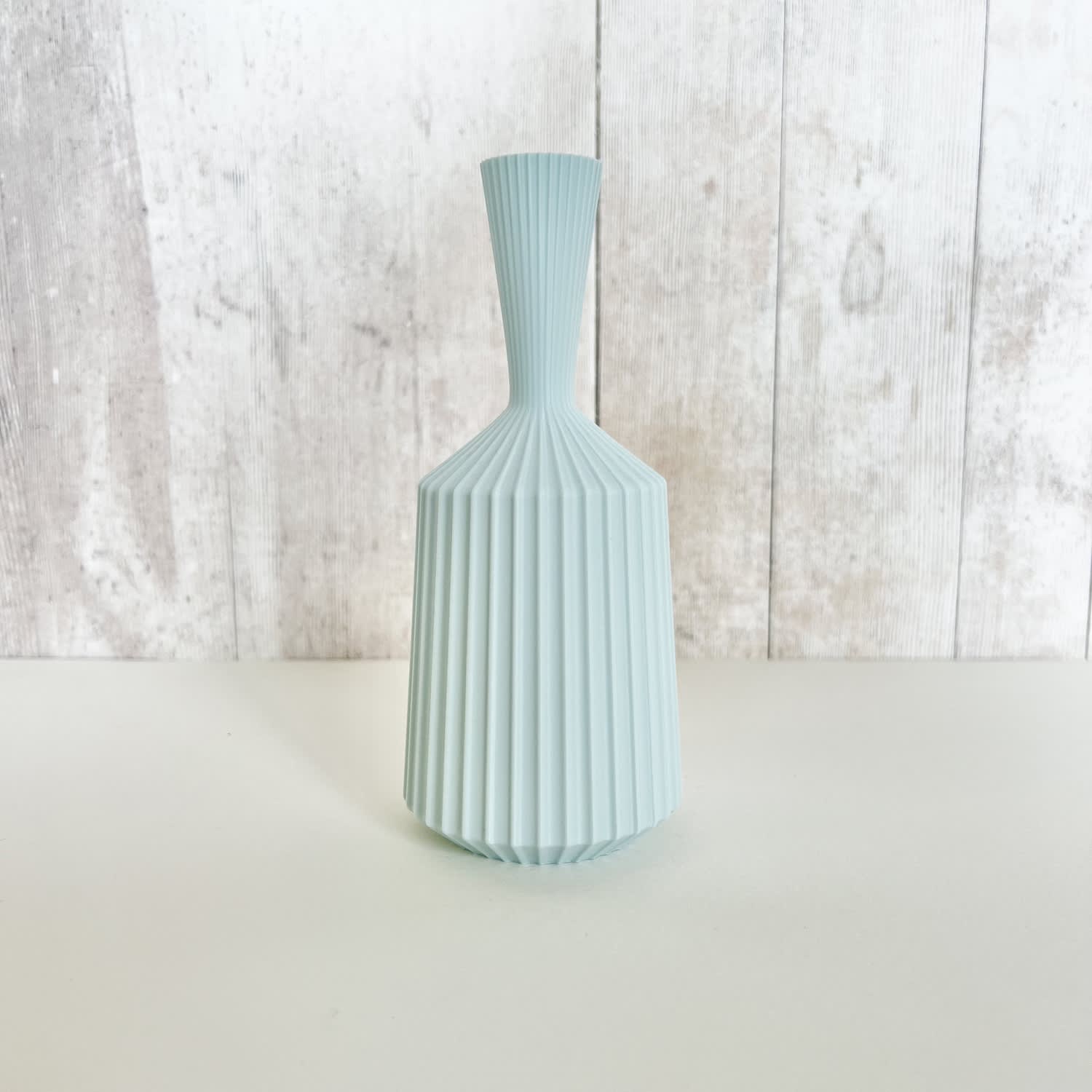 Keeley Traae, Extra Large Vase - Ice Blue