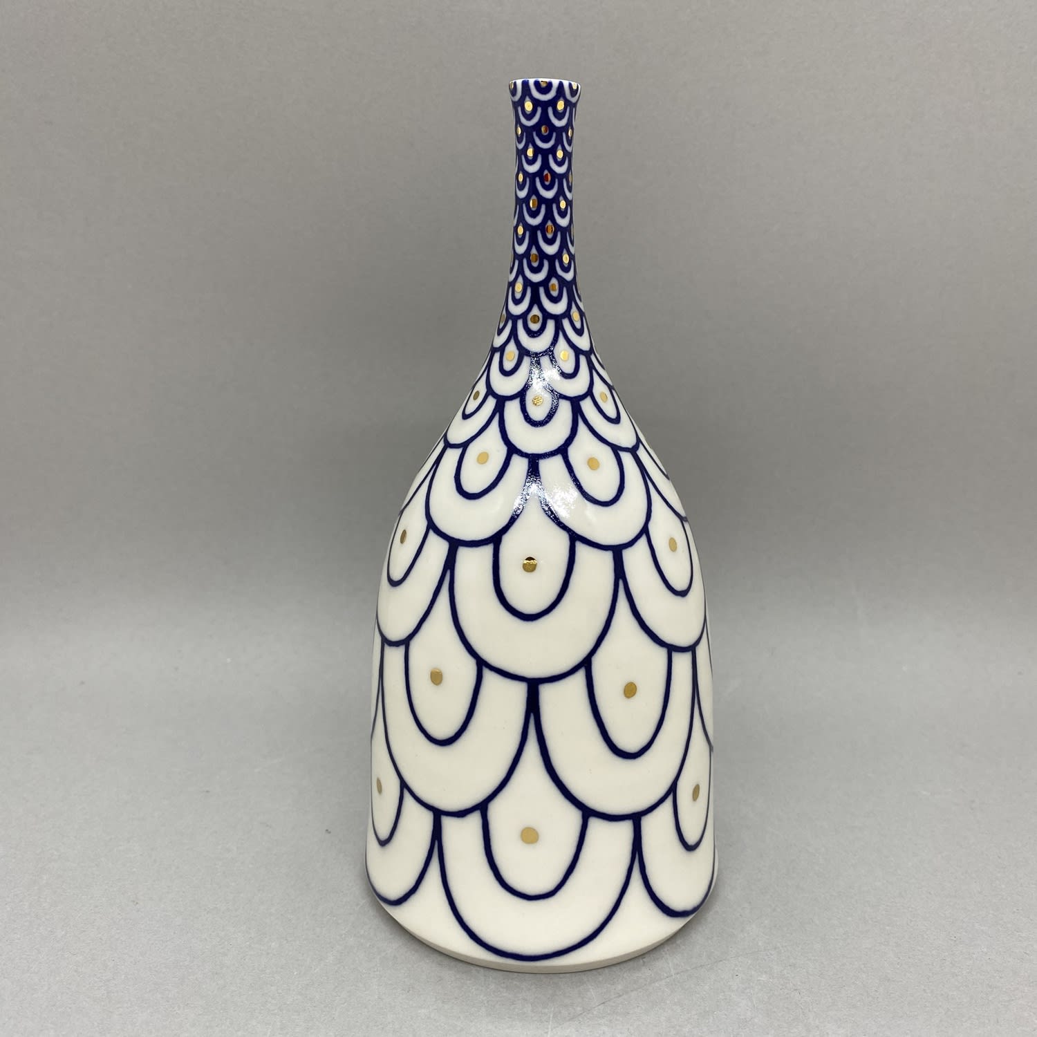 Rhian Malin, Medium Straight Edged Double Scalloped Bottle with Gold