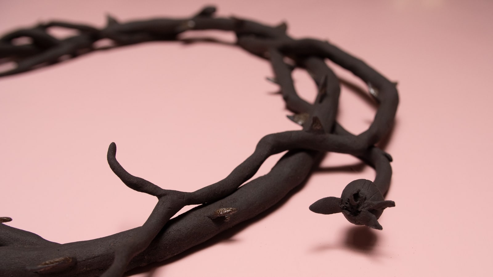 Emma Jagare, Black Rose Wreath, 2020