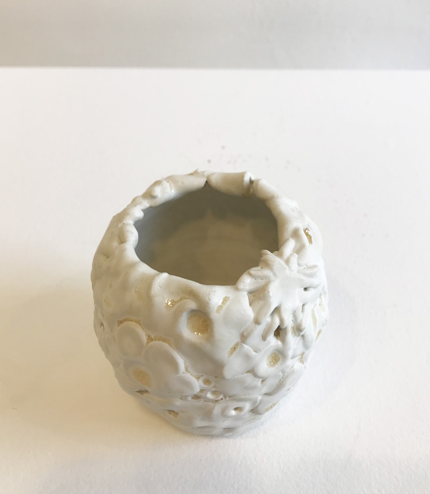 Emma Jagare, Pressed Flower Vase, Mini 2, 2020