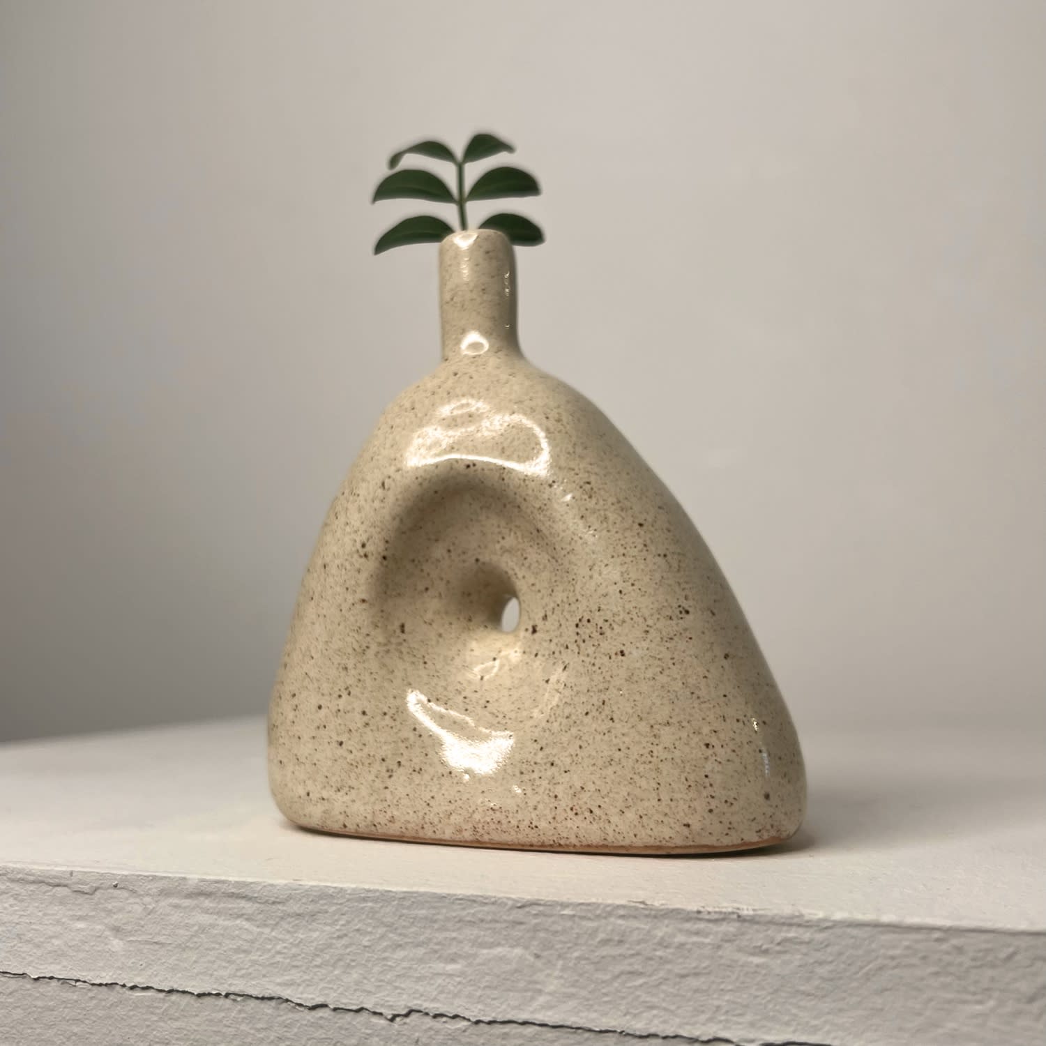 Jode Pankhurst, Small Bulb Vase - Speckled White, 2025