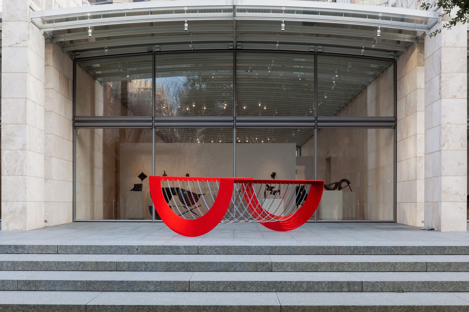 <div class="additional_caption">'Melvin Edwards: Five Decades', Nasher Sculpture Center, Dallas, Texas (2015)</div>