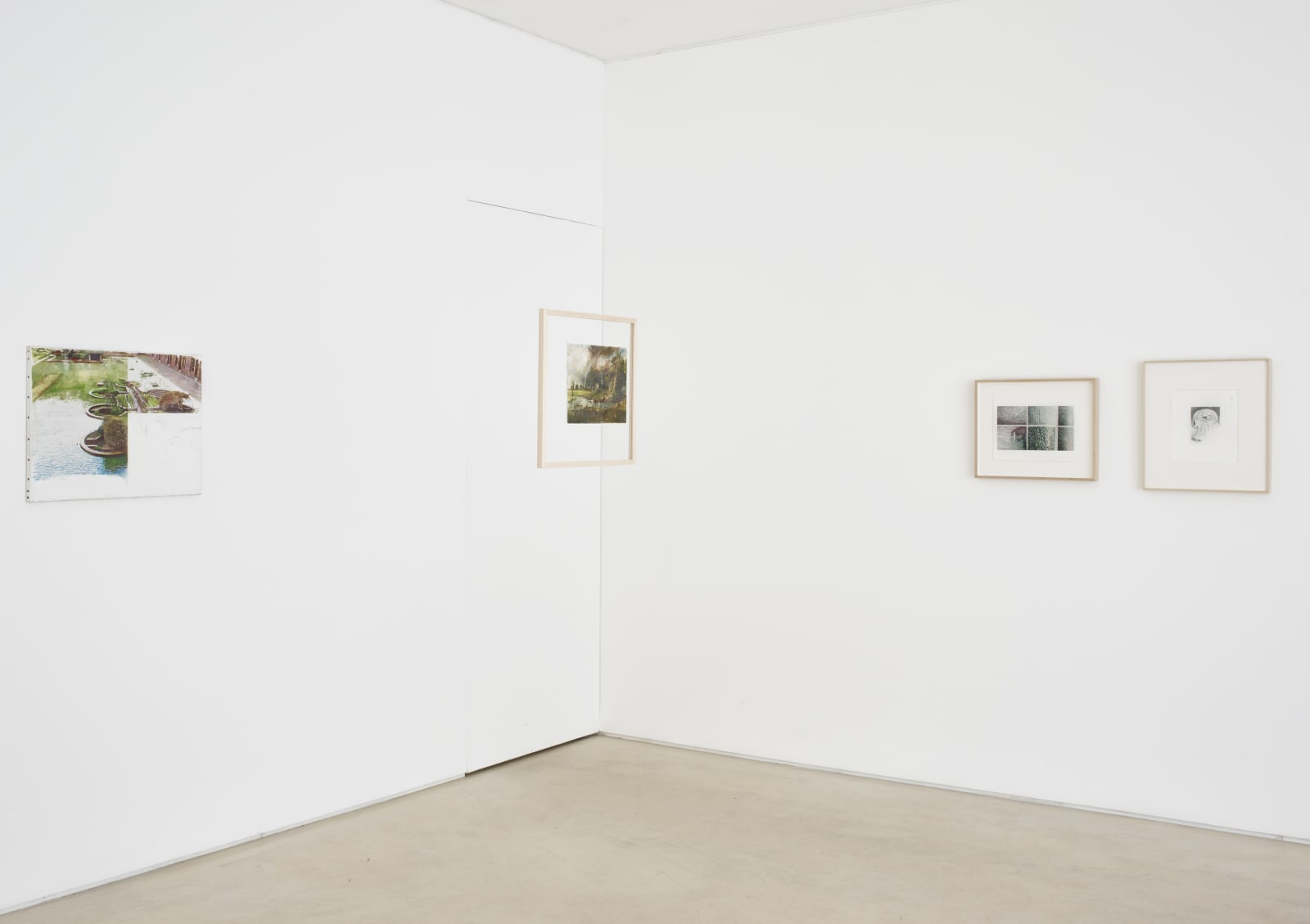 <div class="additional_caption">Juan Araujo, 'Measurable distances of space and air', PEER, London (2019)</div>