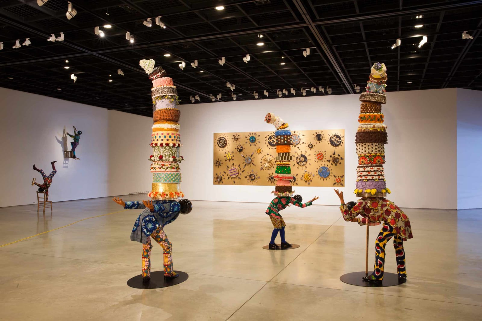 <p>Installation view: 'Yinka Shonibare MBE: Wilderness into a Garden', Daegu Museum, Daegu (2015).</p>