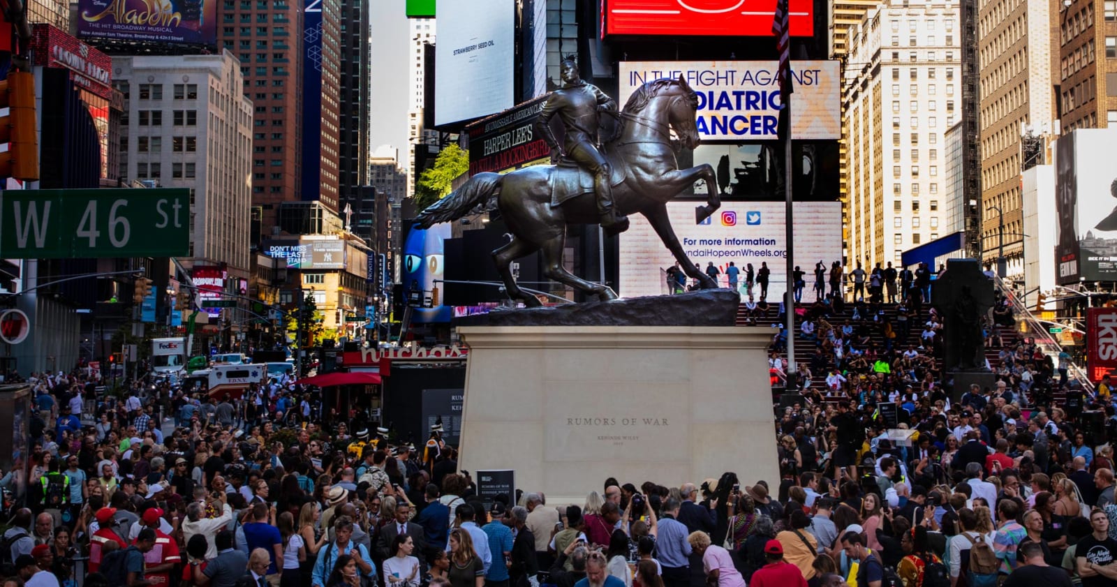 <p>Installation view: 'Rumors of War', Public Installation, Times Square, New York, NY (2019), now permanently in the Collection of the Virginia Museum of Fine Arts, Richmond, VA.</p>