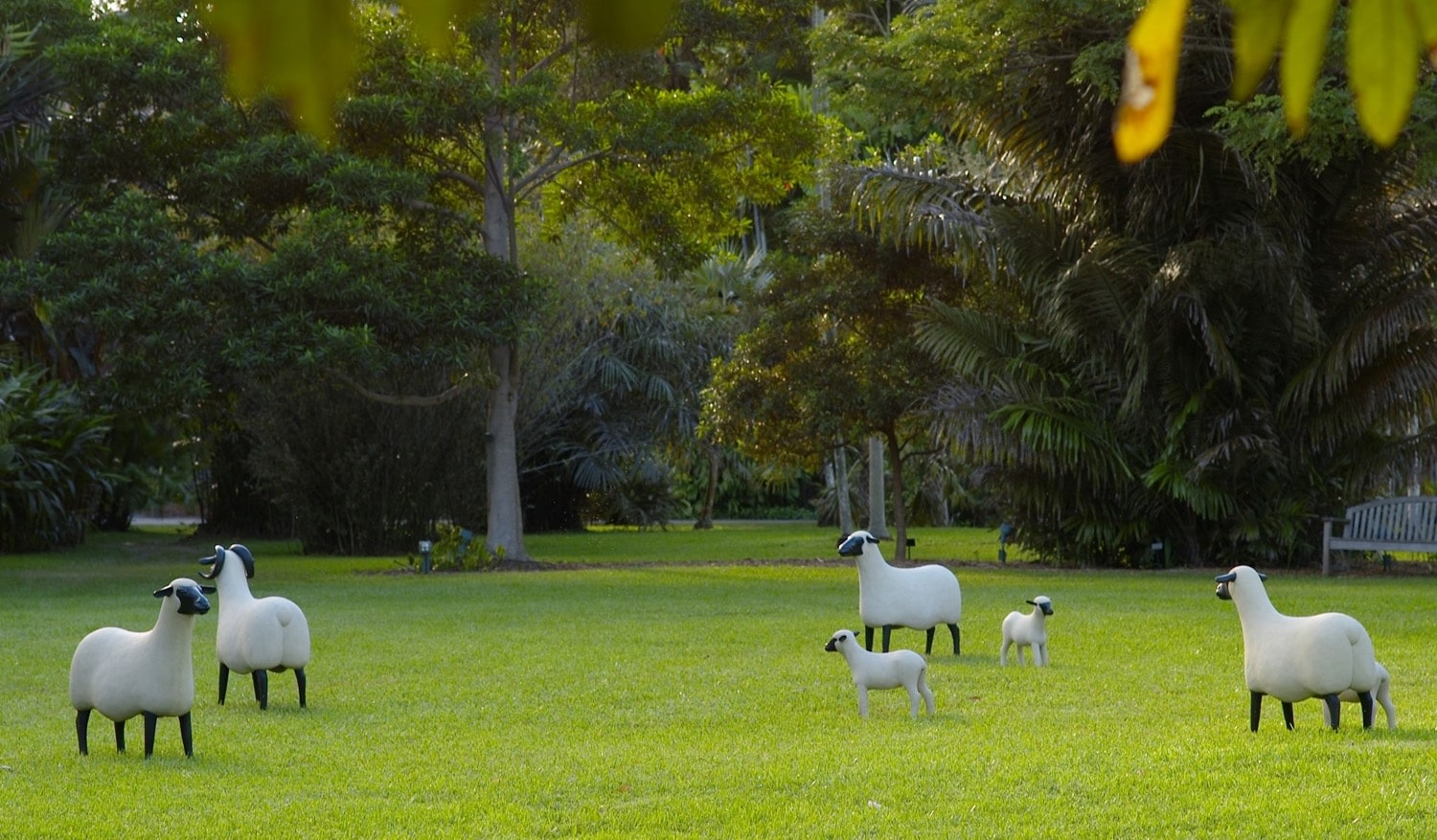 François-Xavier Lalanne, Agneau (bebe), 1996
