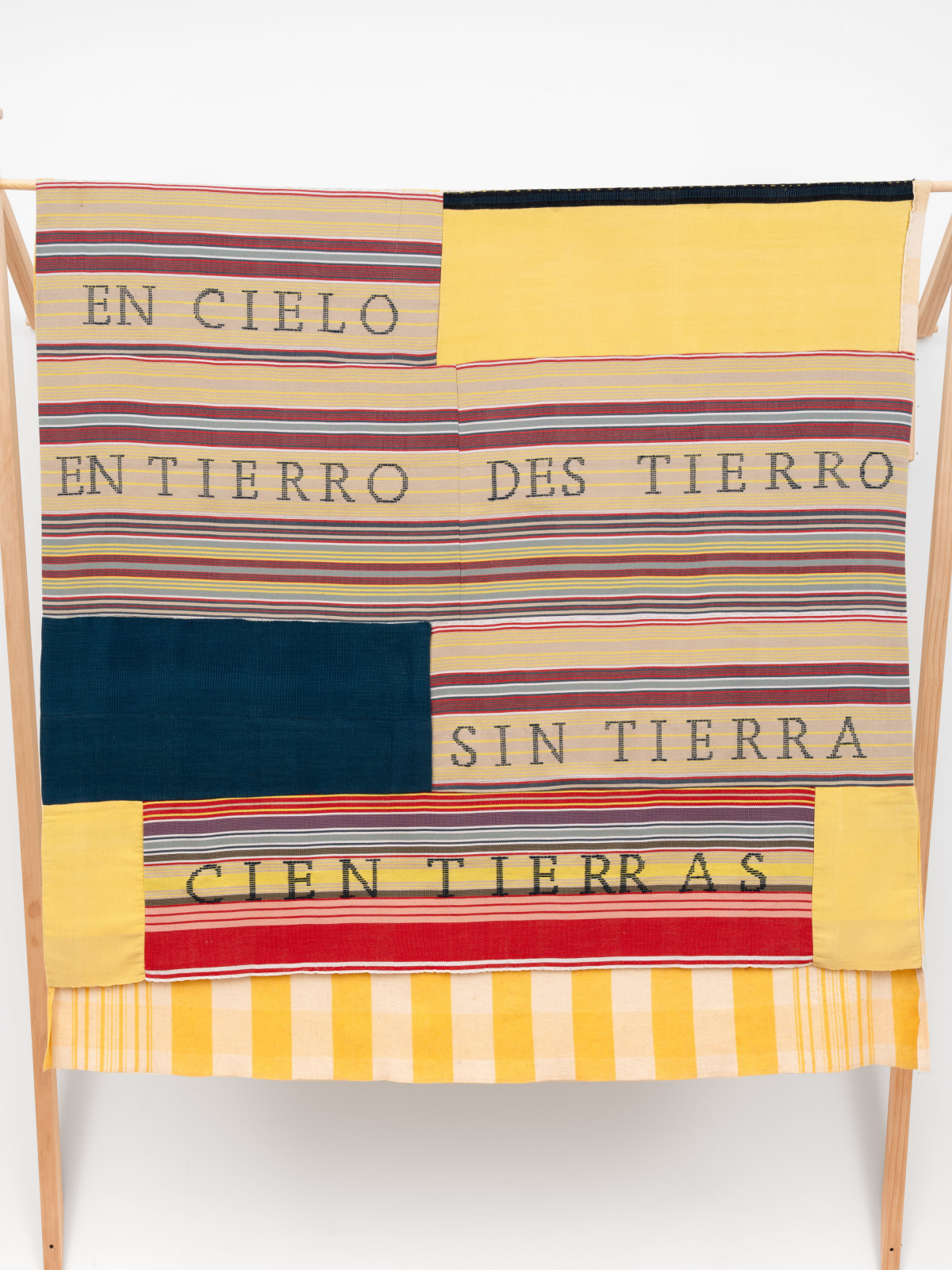 Hellen Ascoli, Cien Tierras [One Hundred Earths], 2020-2021