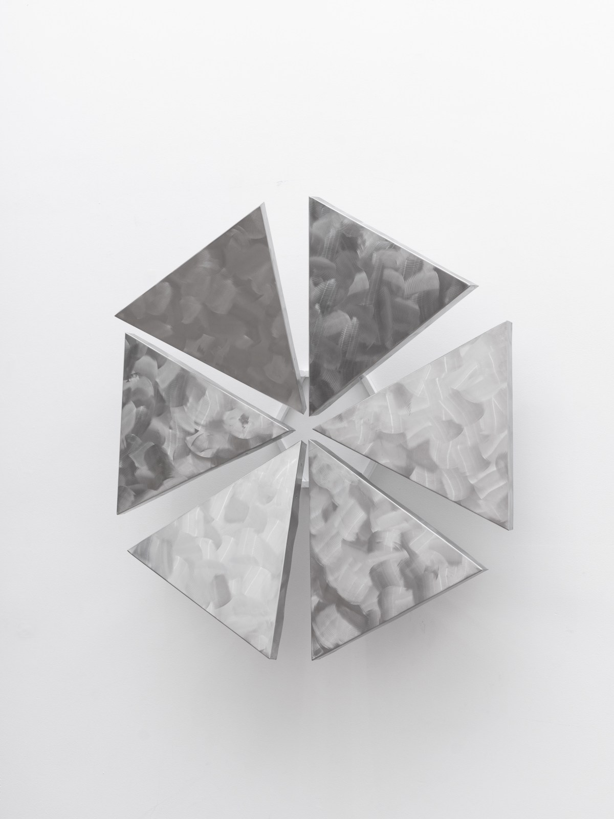 George Rickey, Six Triangles Hexagon Wall, 1978