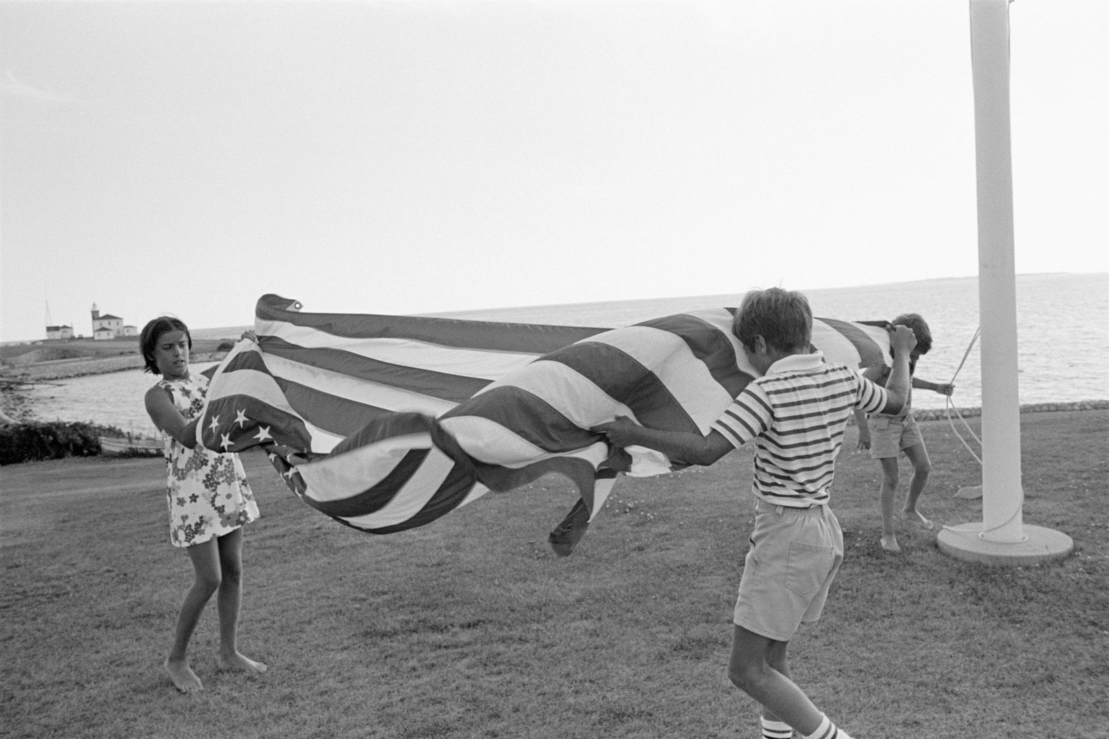 Tina Barney, The Flag, 1977