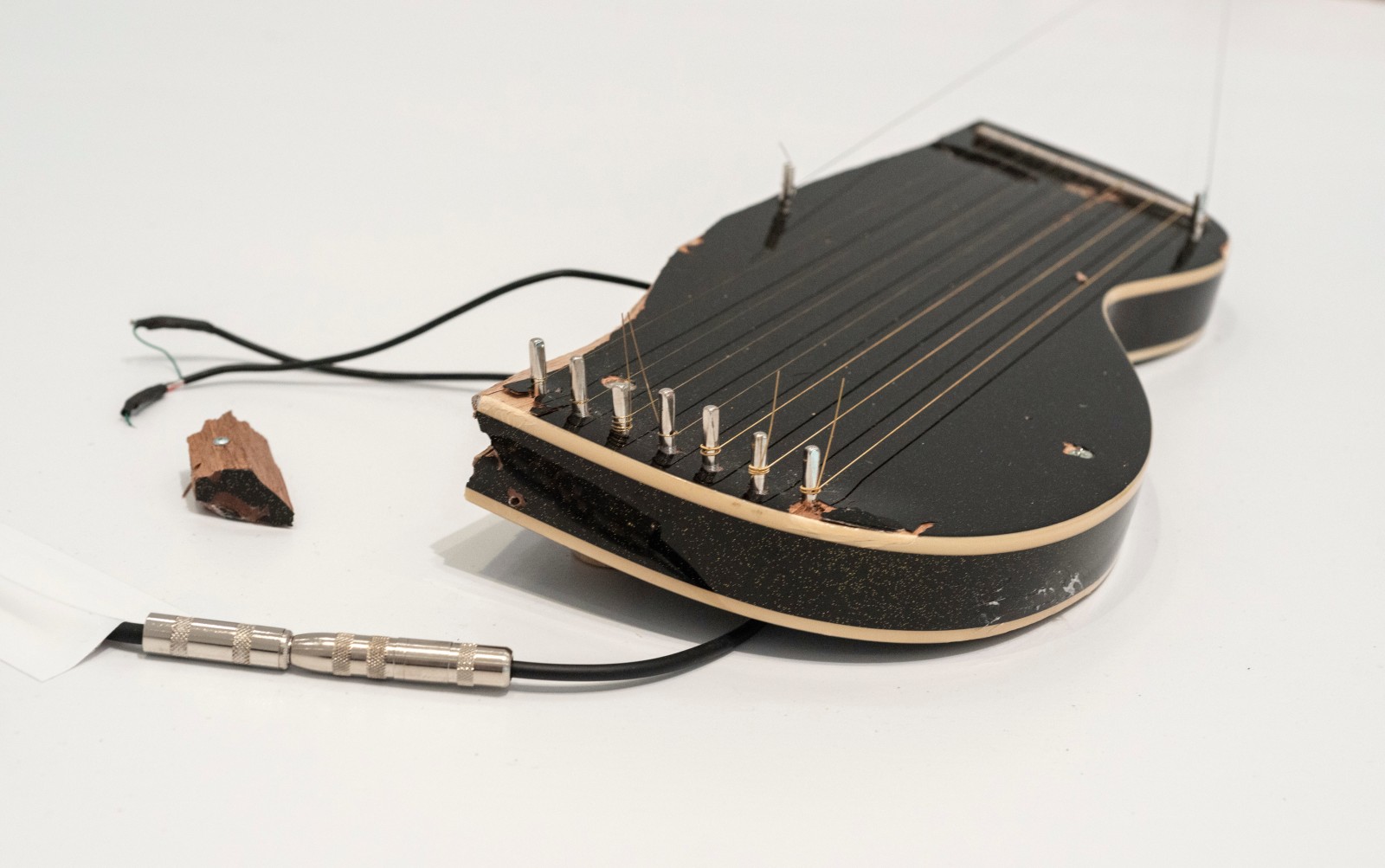 Naama Tsabar, Melody of Certain Damage #18, 2022